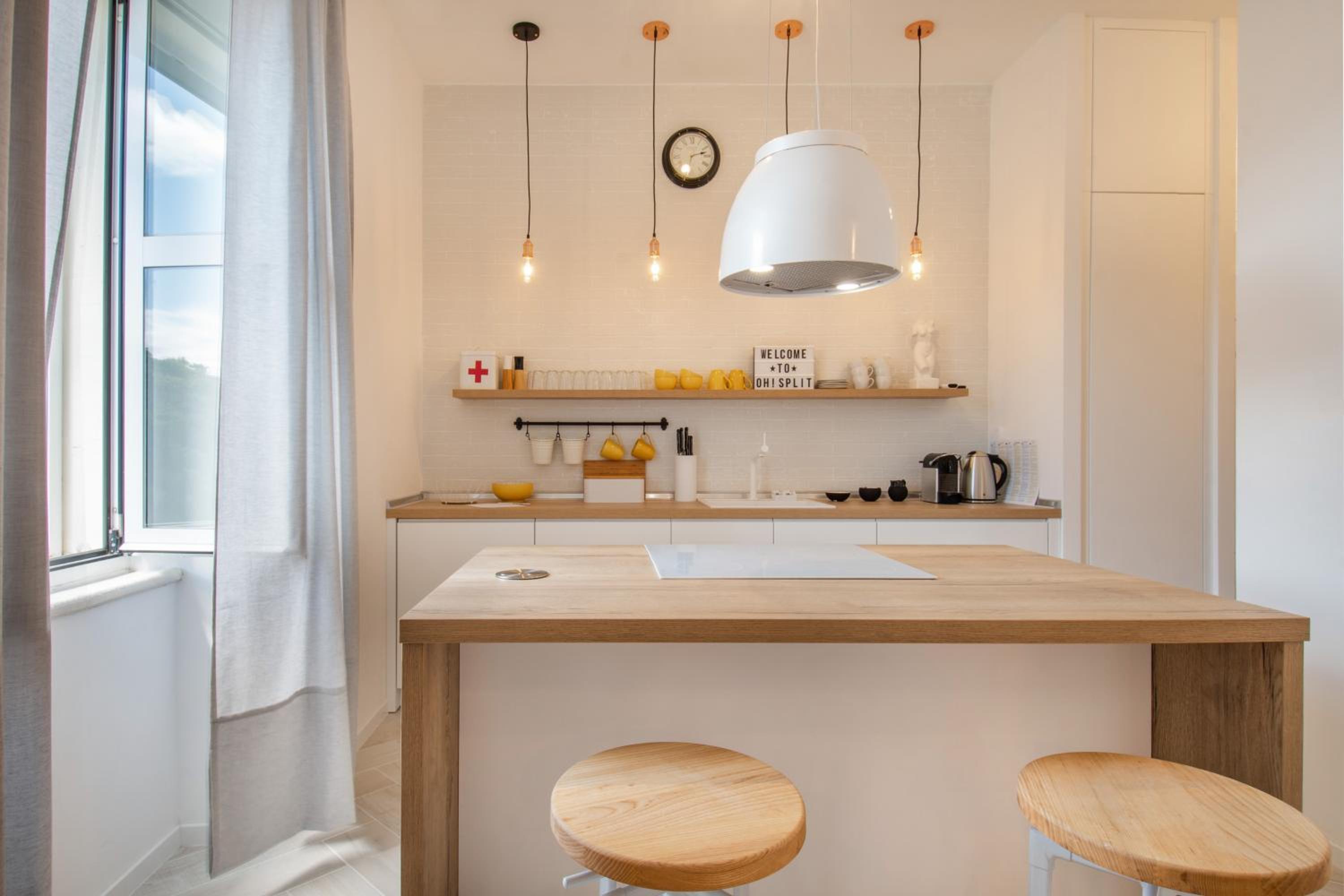 One-Bedroom Apartment - Photo 18