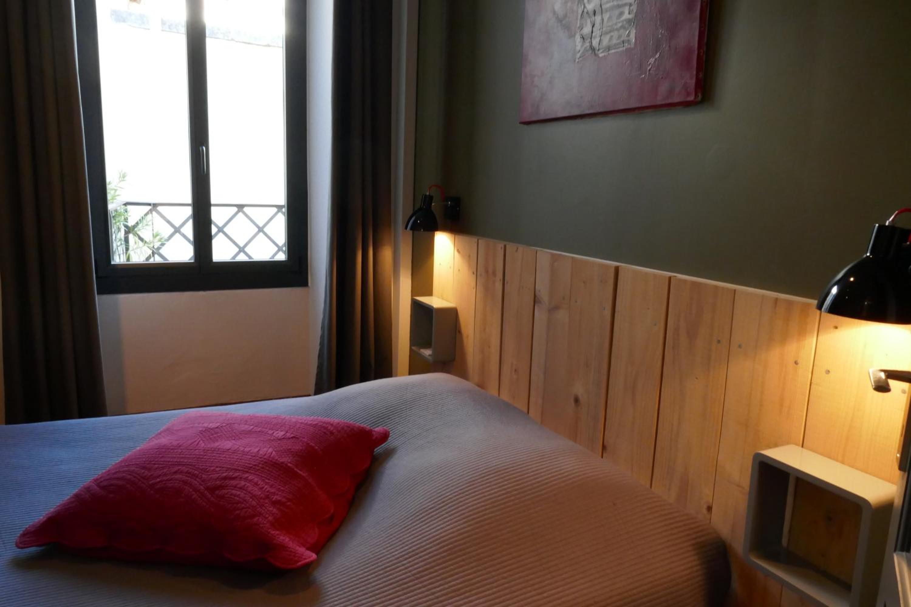 Double Room - Photo 3