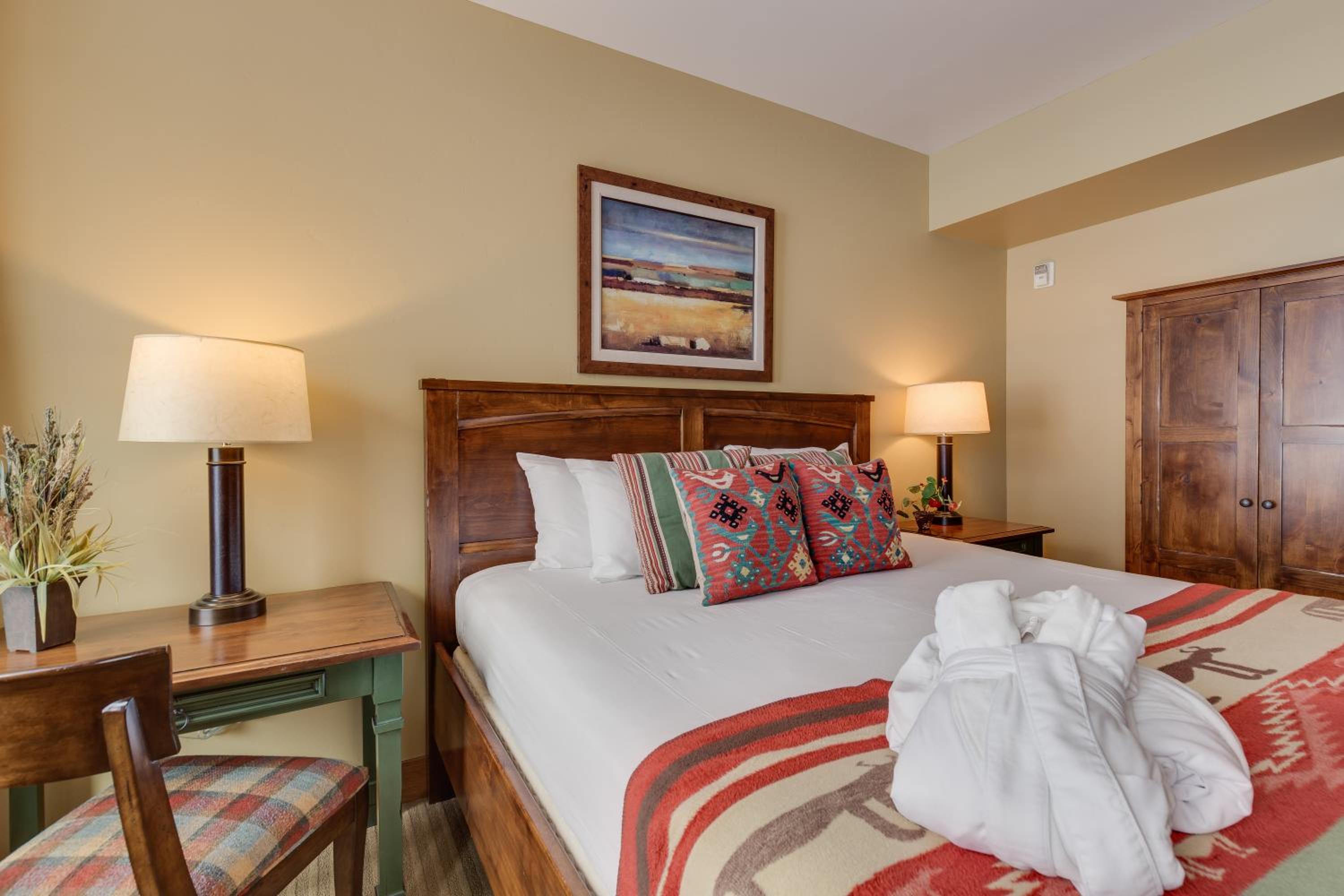 Two-Bedroom Suite photo 3