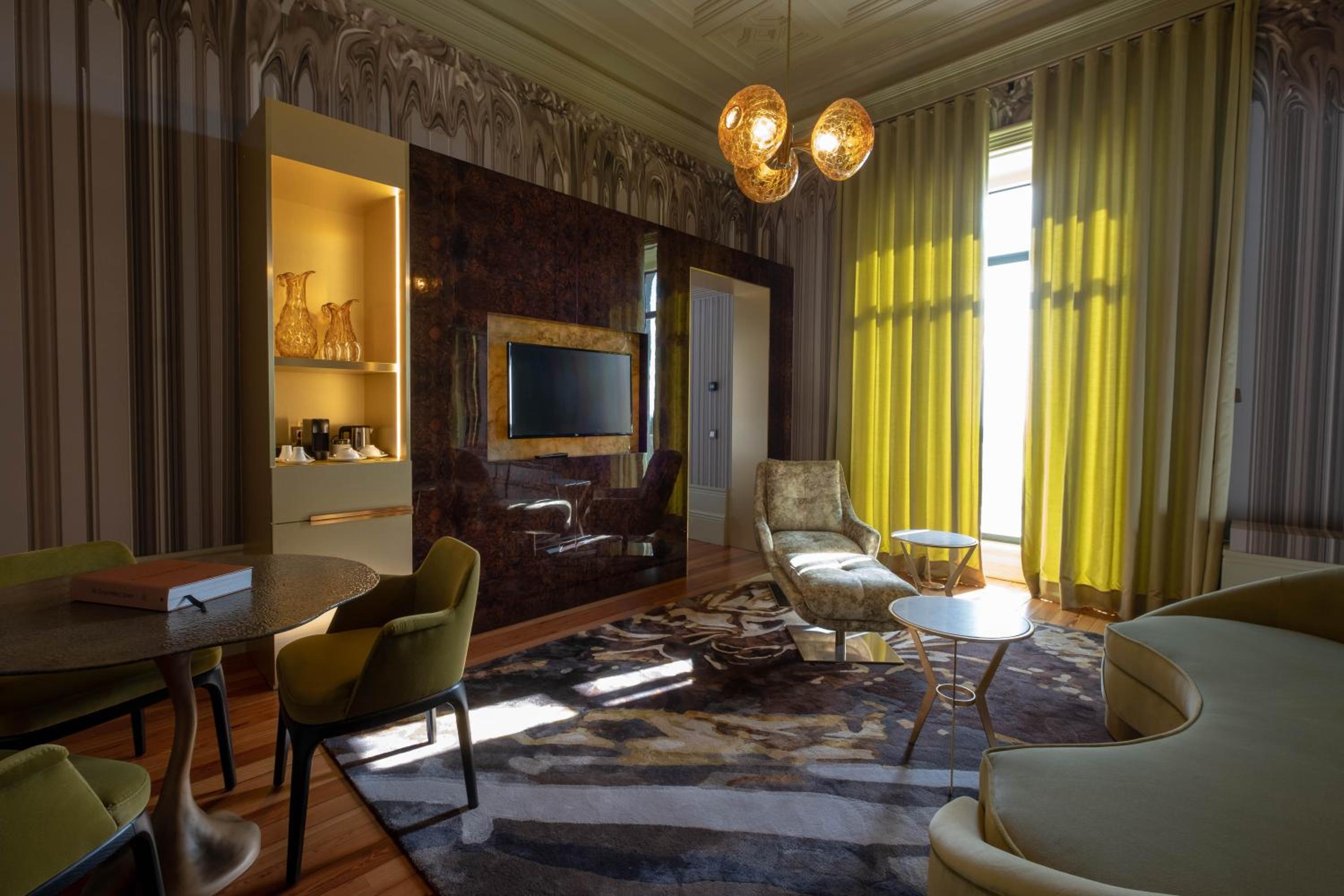 King Suite with Balcony
