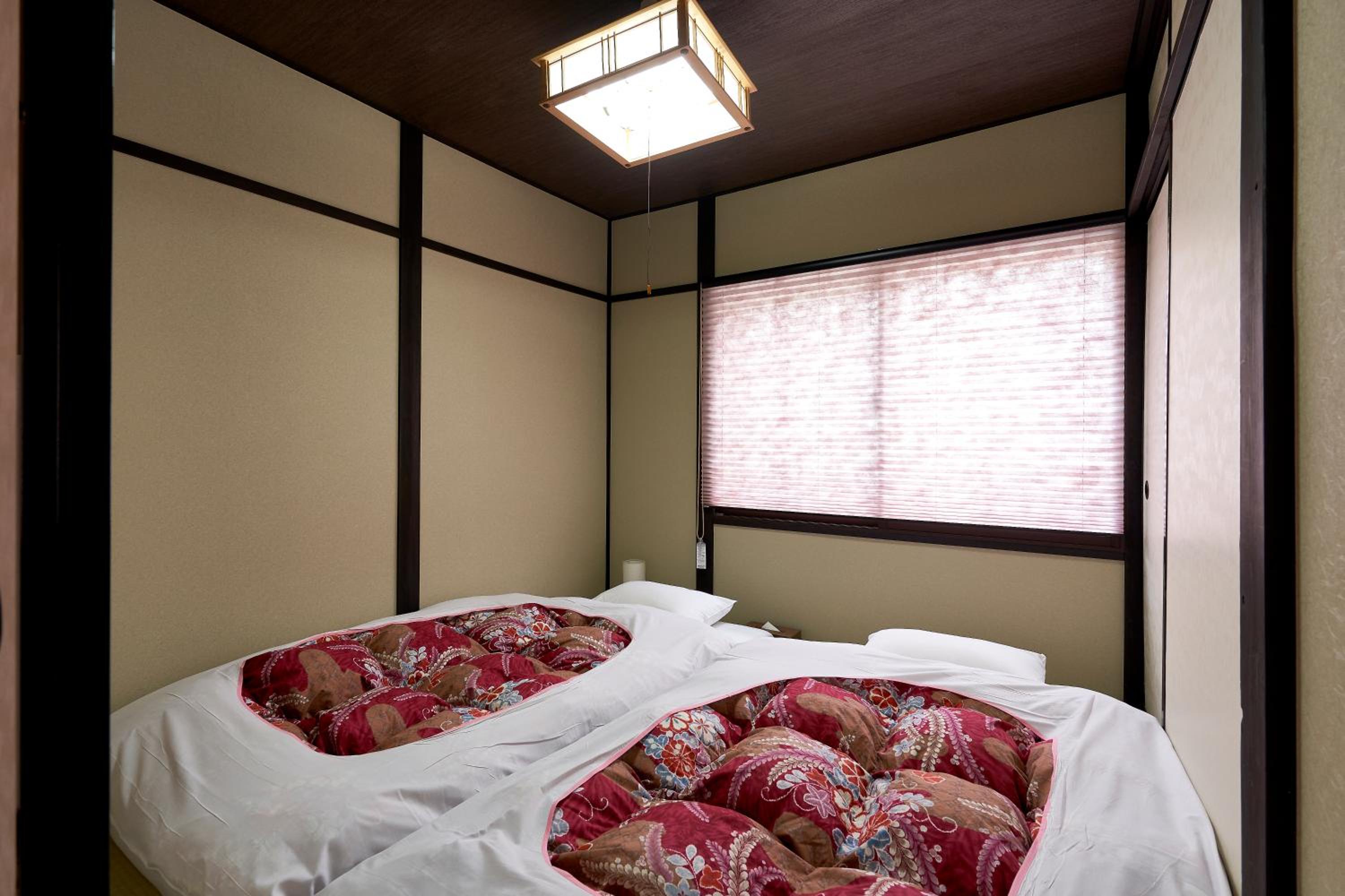 One-Bedroom Apartment - Photo 10