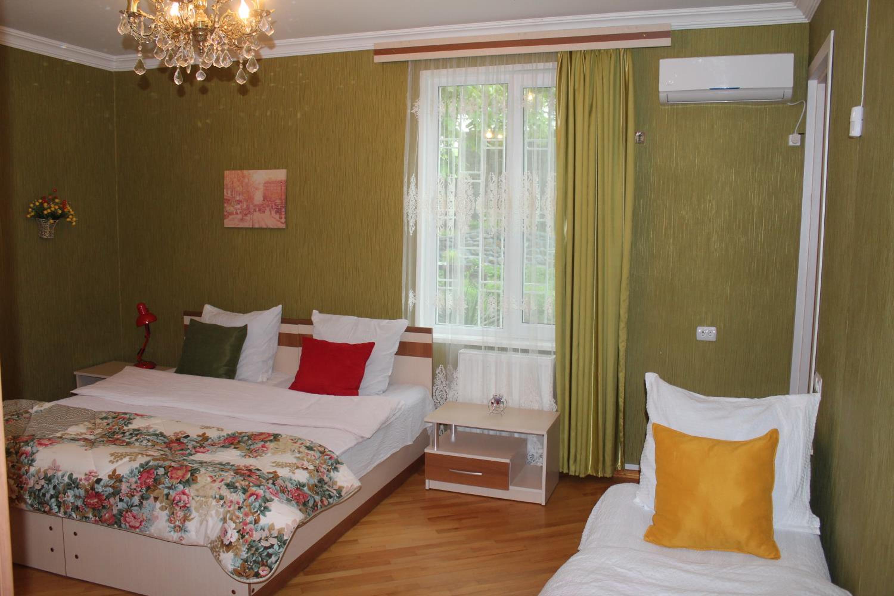 Deluxe Double or Twin Room photo 1