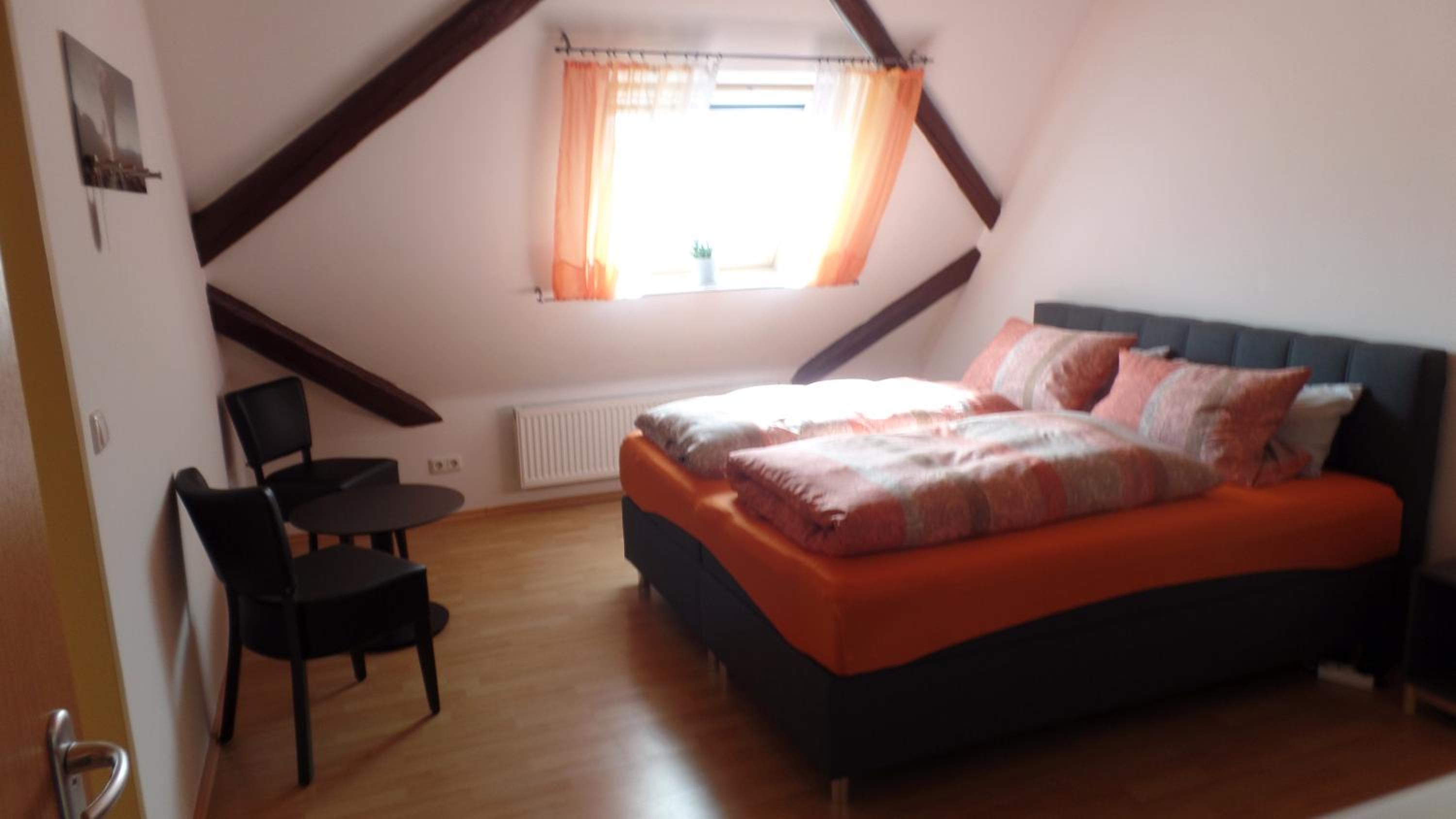 Double or Twin Room - Photo 9