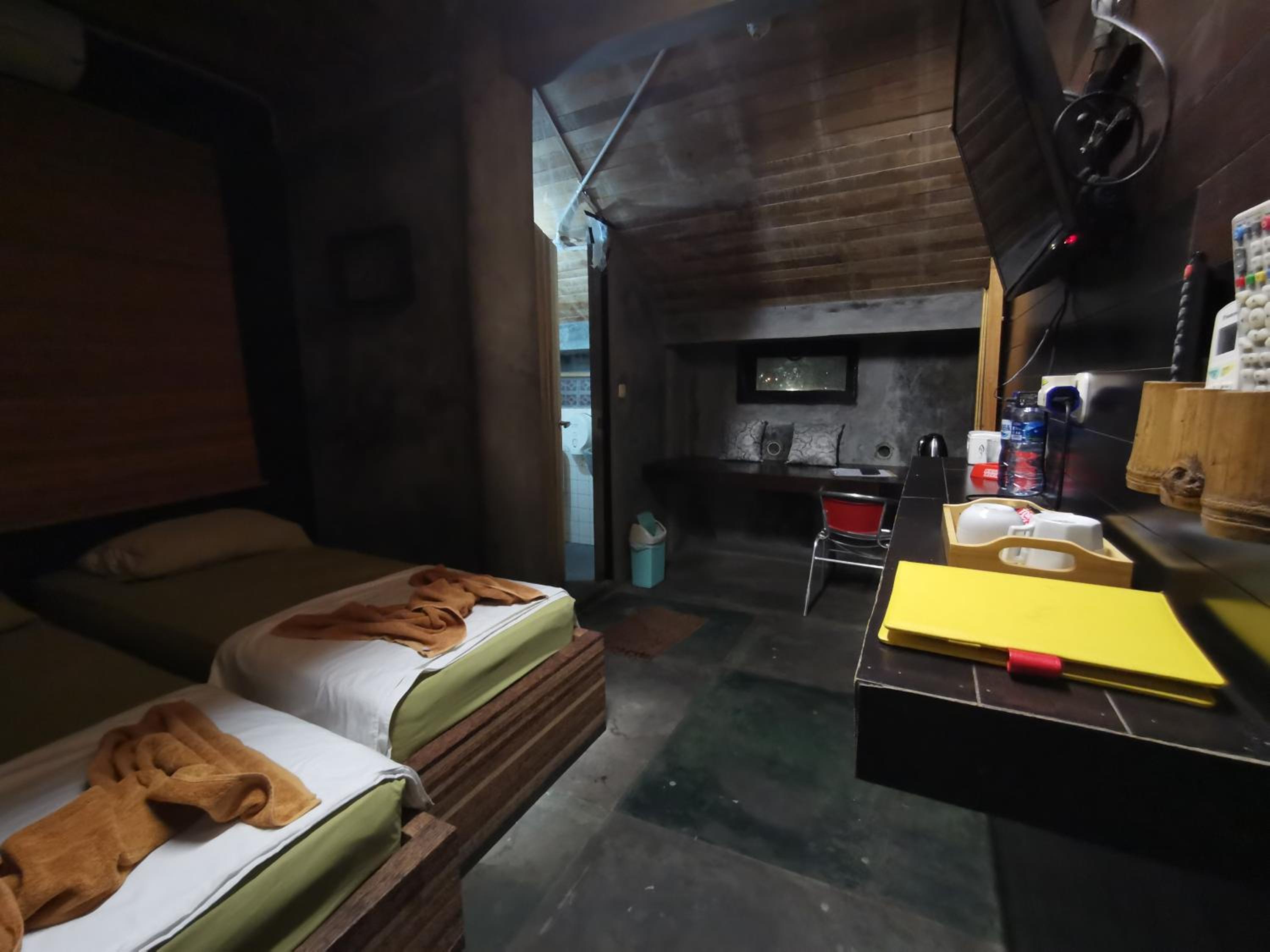 Double or Twin Room with Bathroom