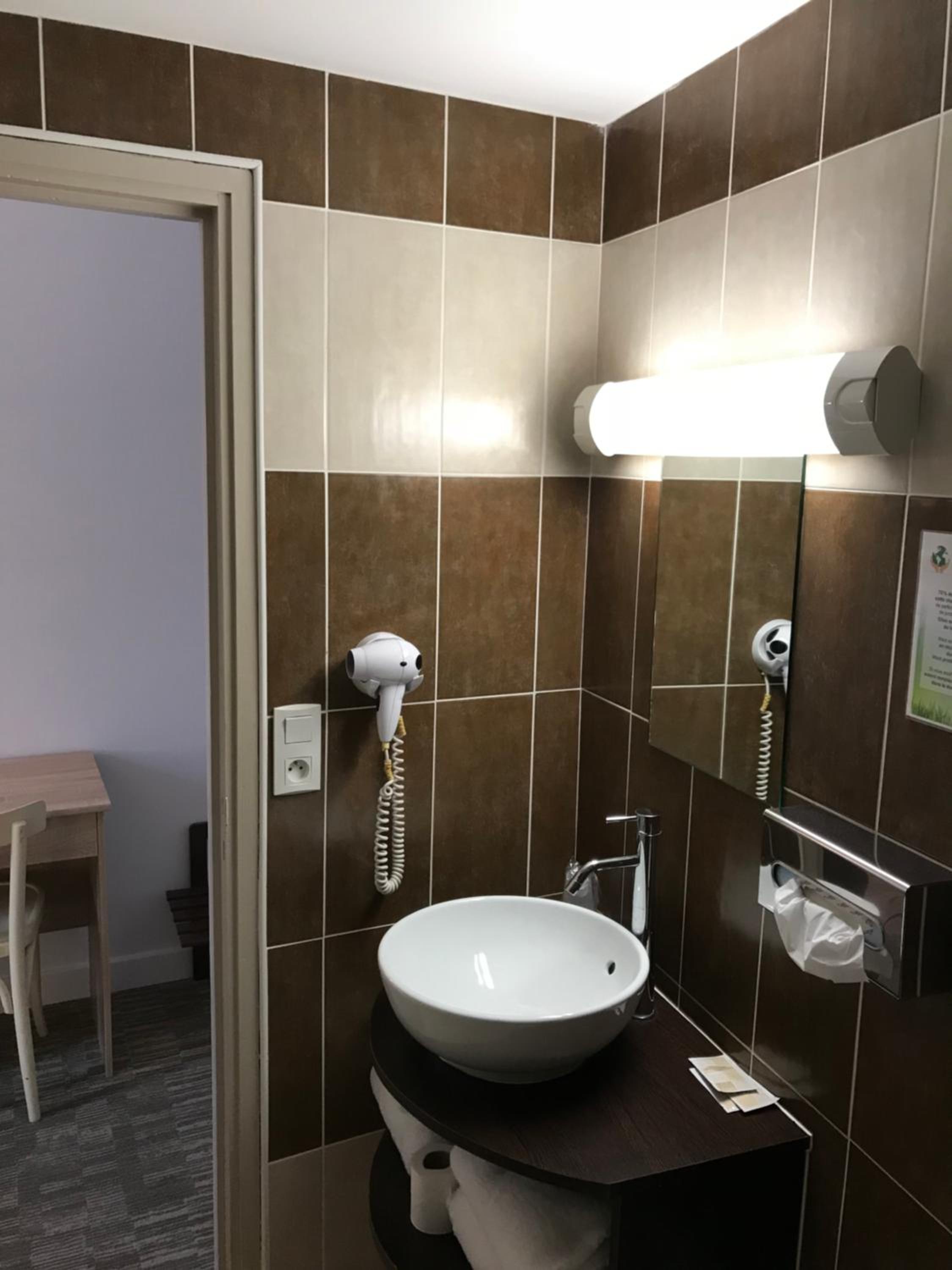 Triple Room with Shower - Photo 5