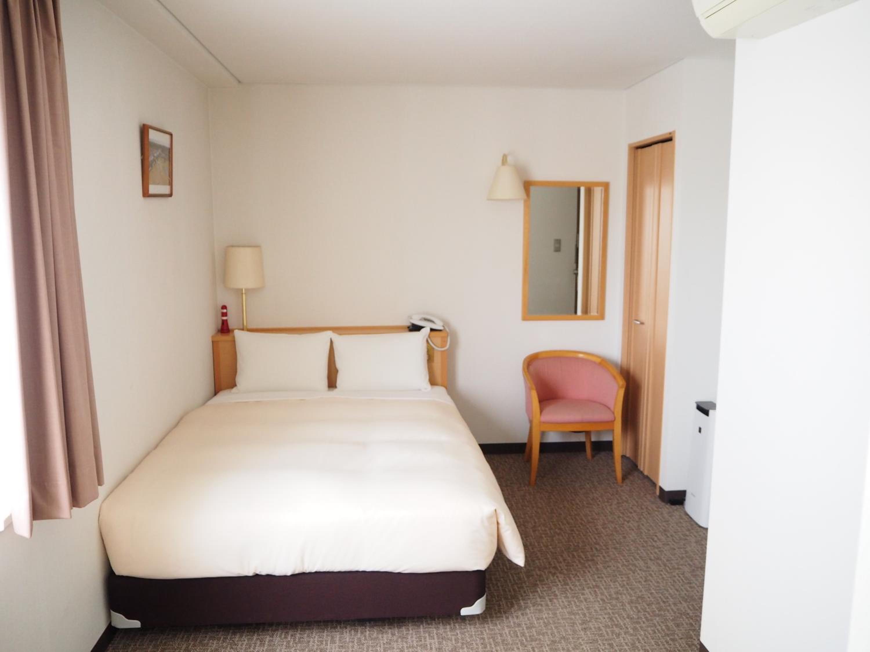 Double Room - Non-Smoking  photo 2