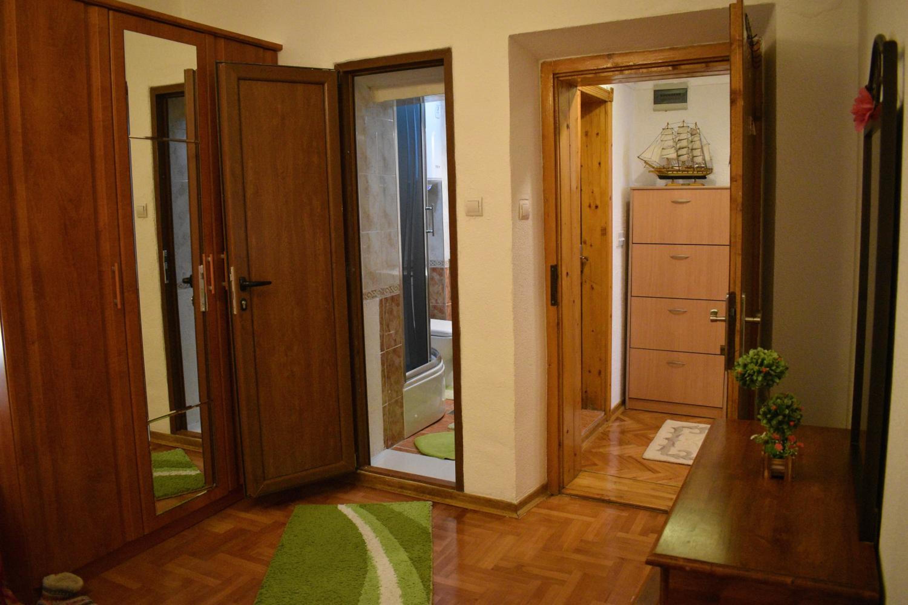 Double Room with Balcony and Sea View - Photo 19