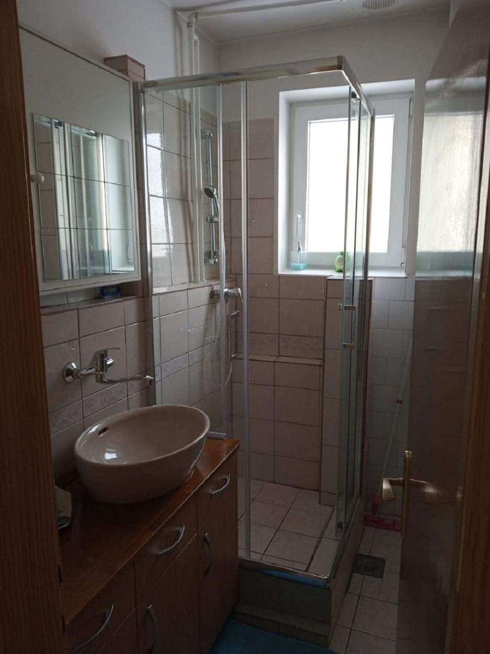 Standard Apartment - Photo 17