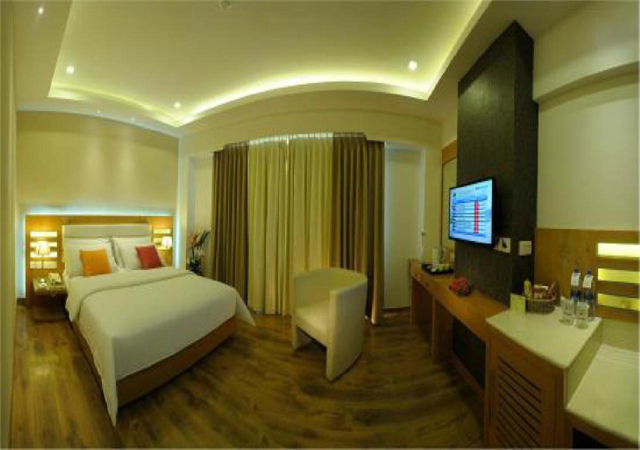 Executive Double or Twin Room - Photo 11