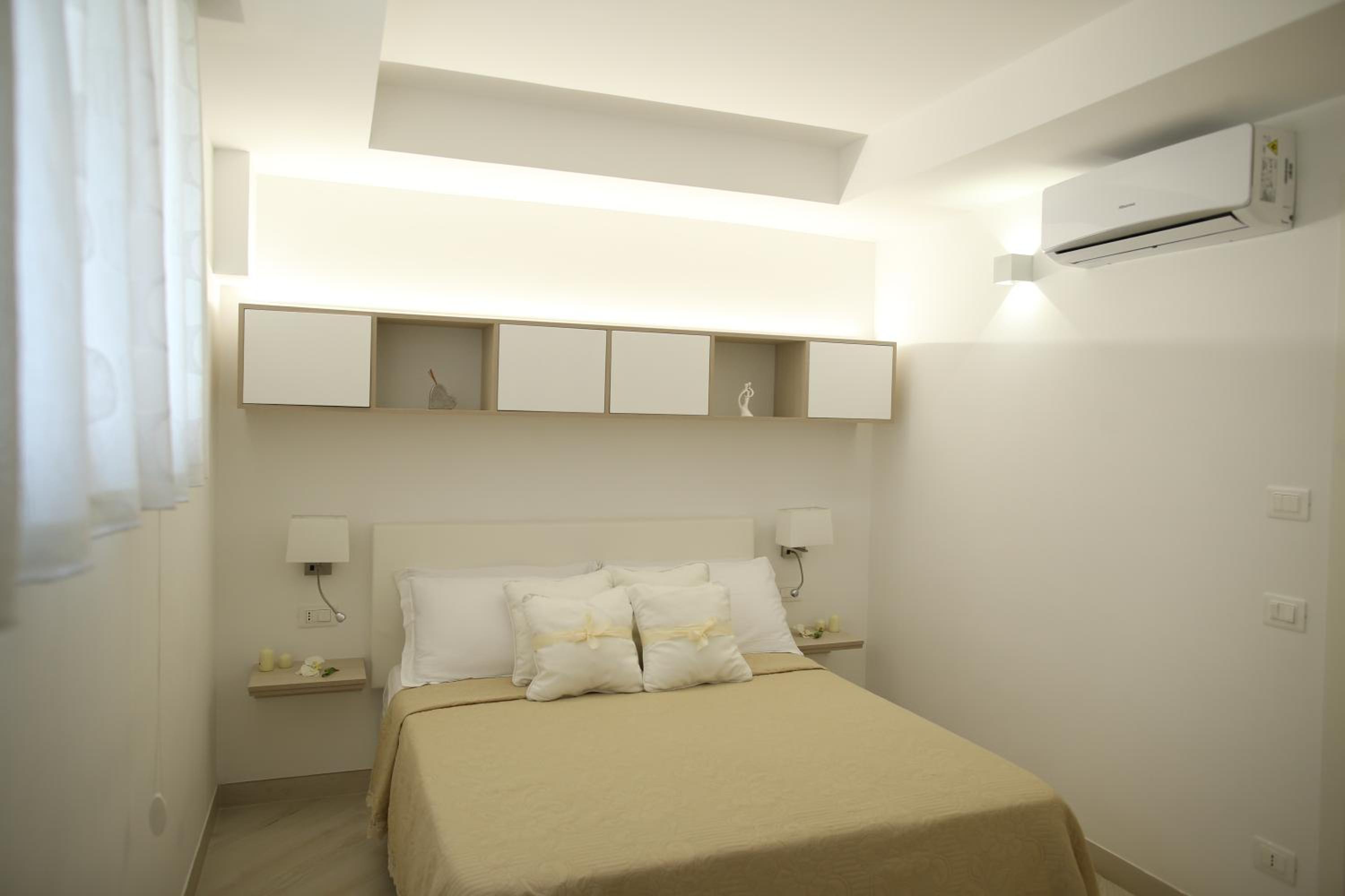 Superior Double Room - Photo 11
