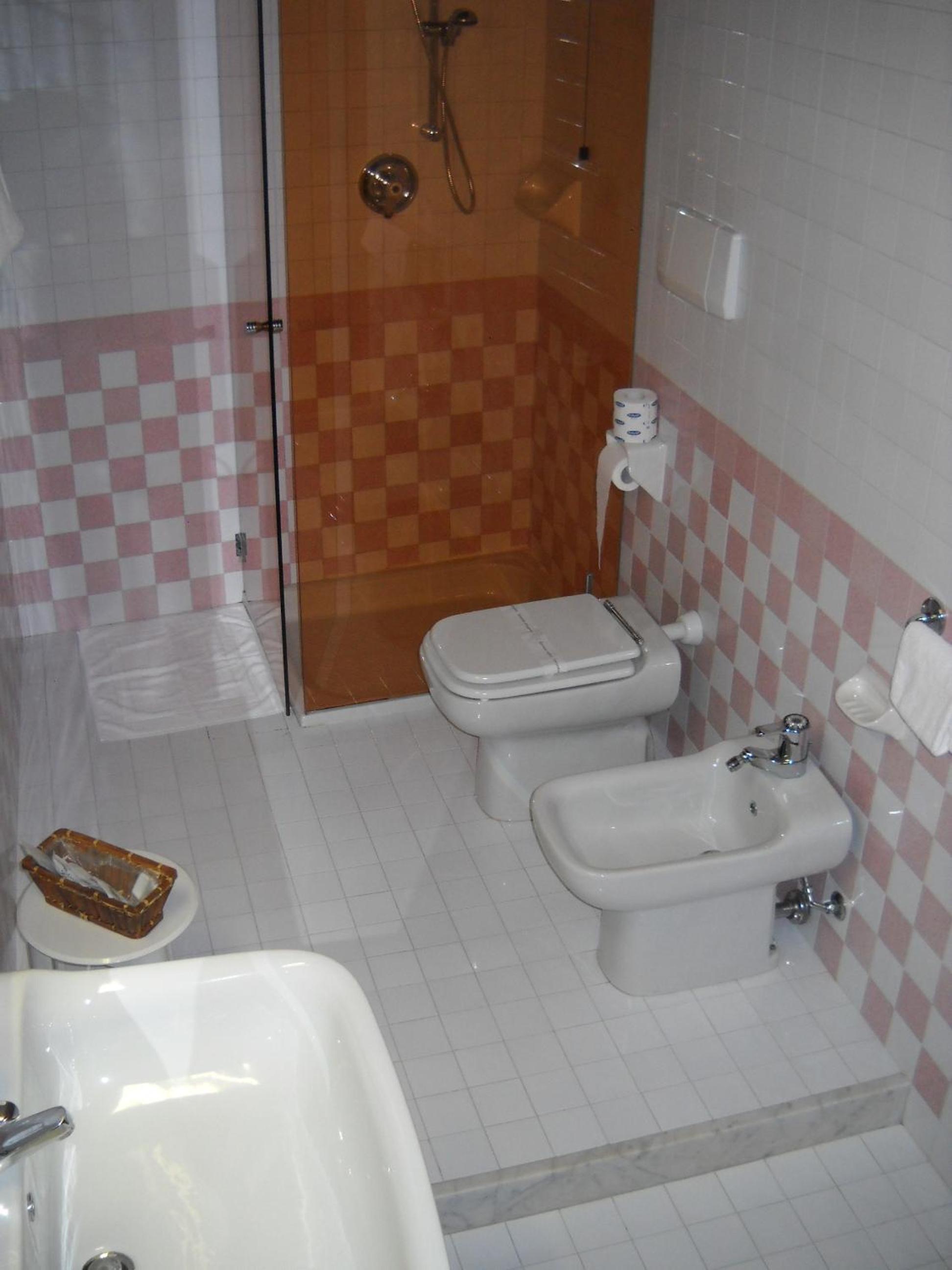 Double or Twin Room photo 2