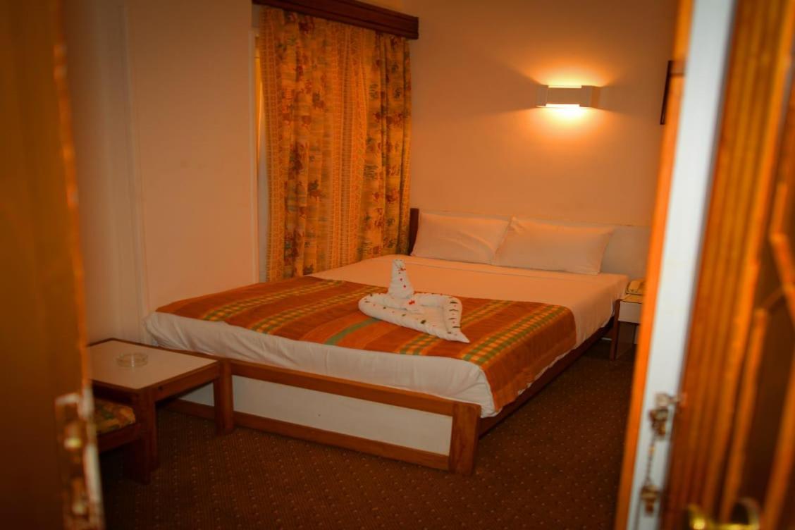 Deluxe King Room photo 3