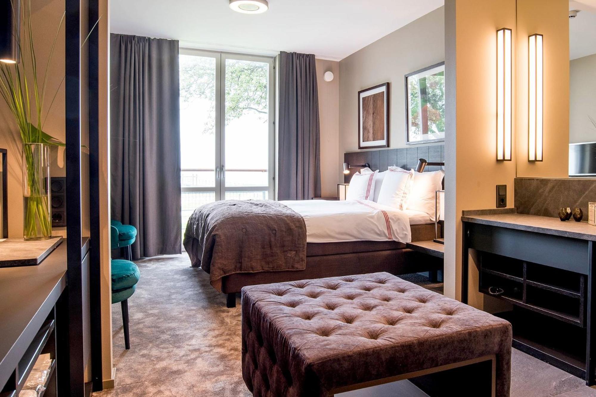Double Room with Sea View - Main Building photo 1