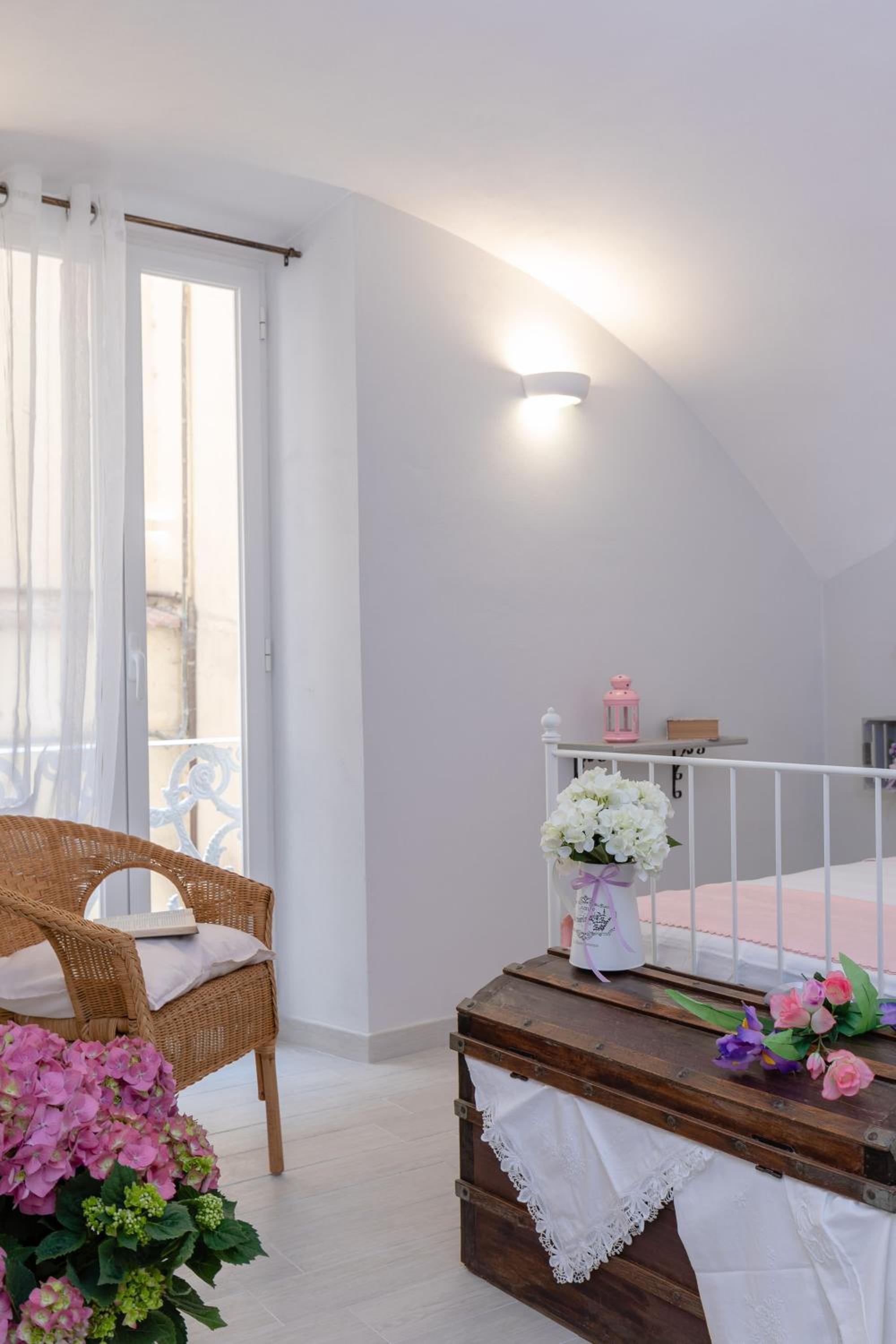 One-Bedroom Apartment - Photo 31