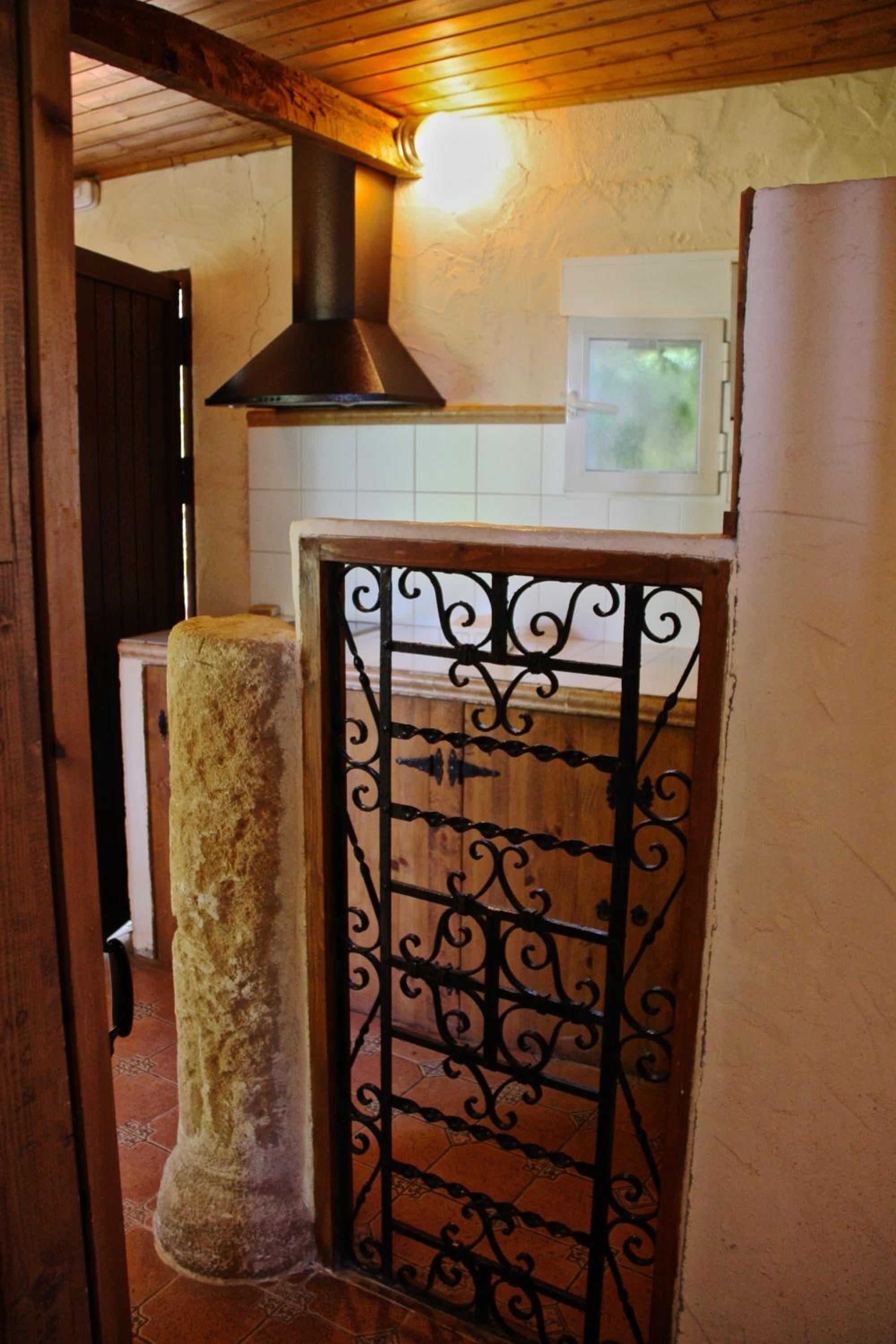 One-Bedroom House photo 2