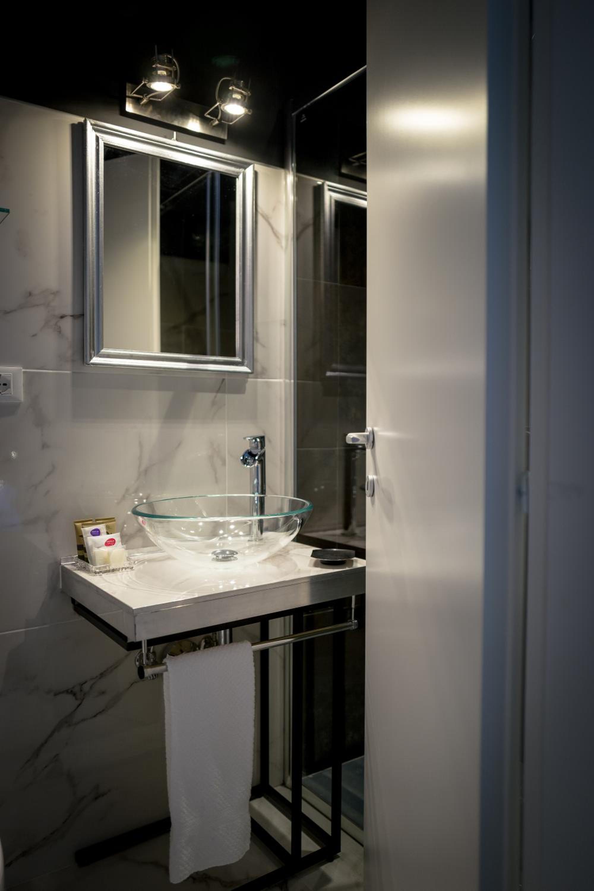 Superior Double or Twin Room photo 2