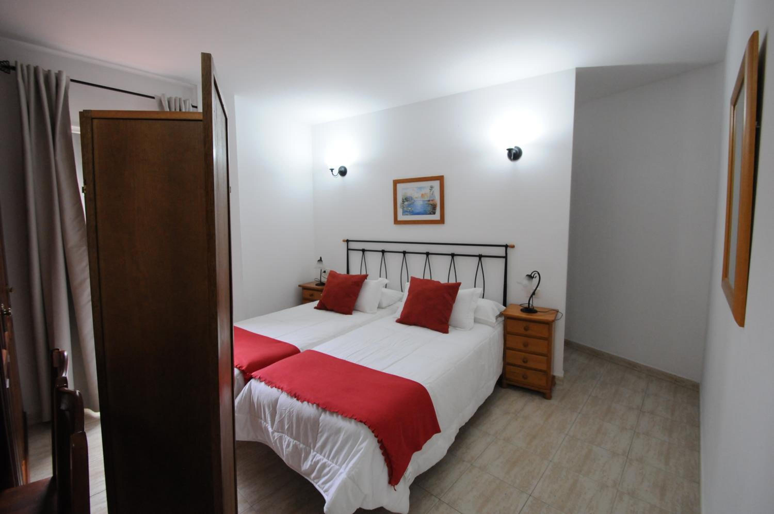 Apartamento tipo estudio con terraza