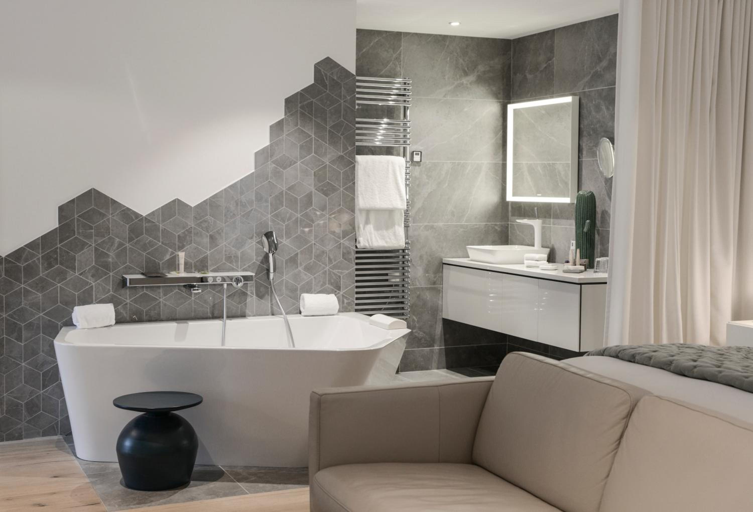 Suite with Terrace and Hot Tub - Photo 2