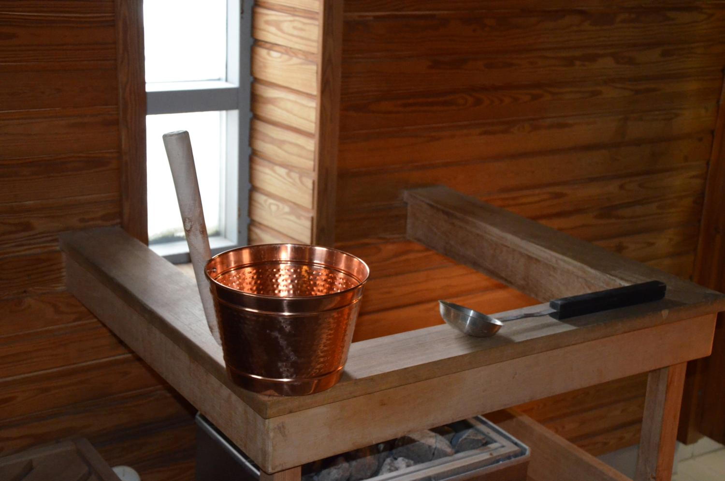 Suite with Lake View - Photo 6