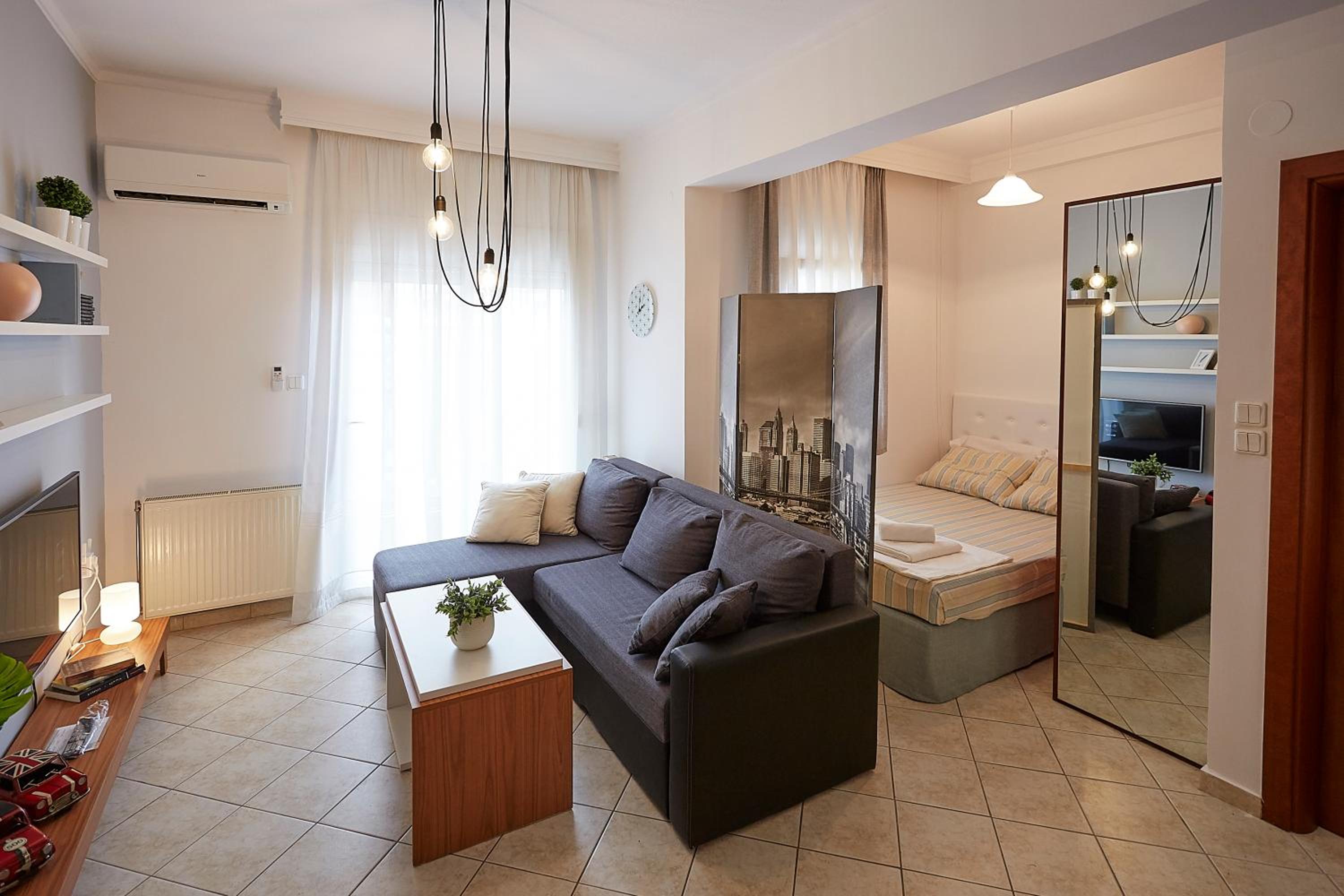 Studio Apartment photo 1