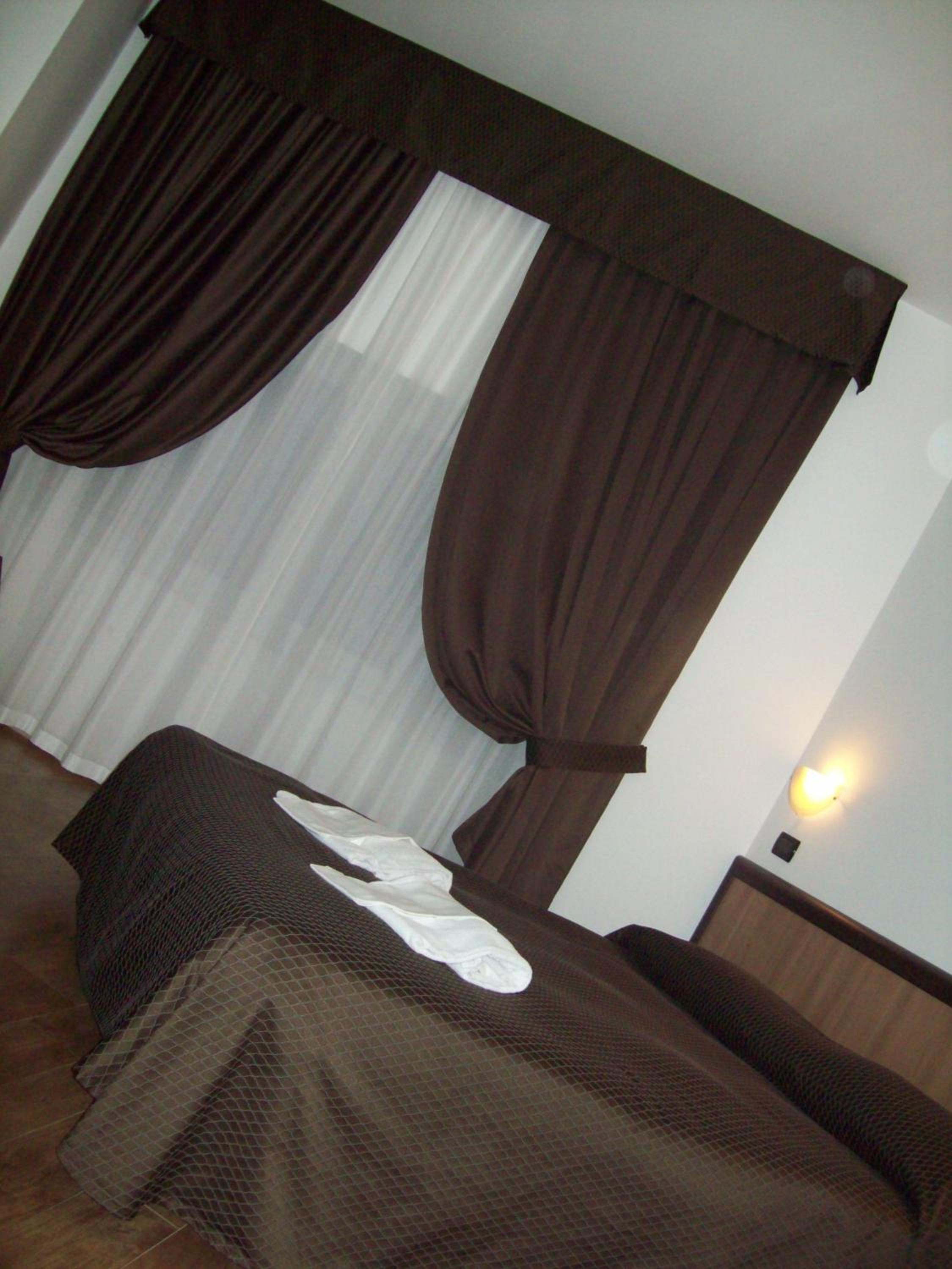 Double or Twin Room photo 1
