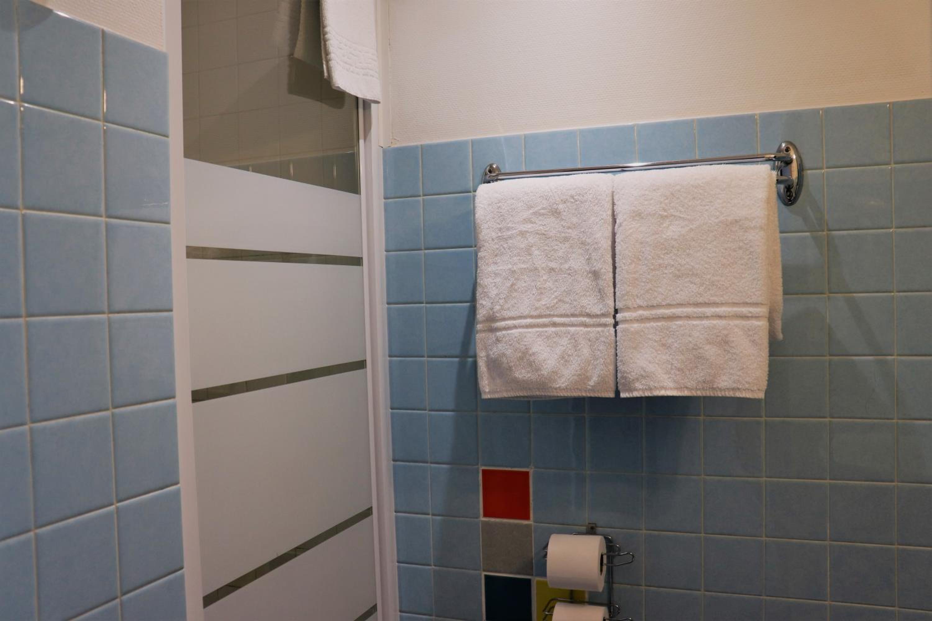 Double Room with Shower photo 3