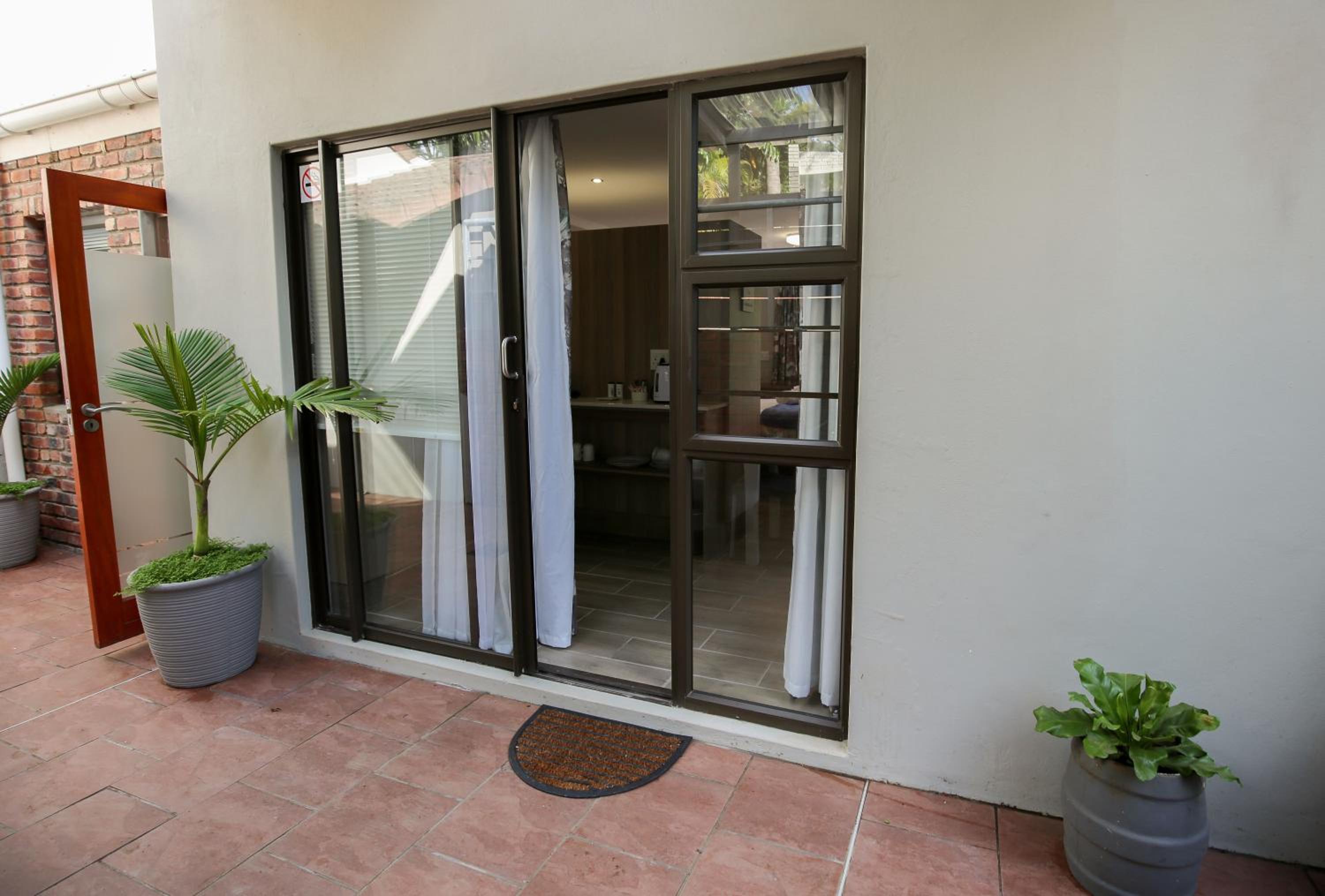 Apartment - Photo 3