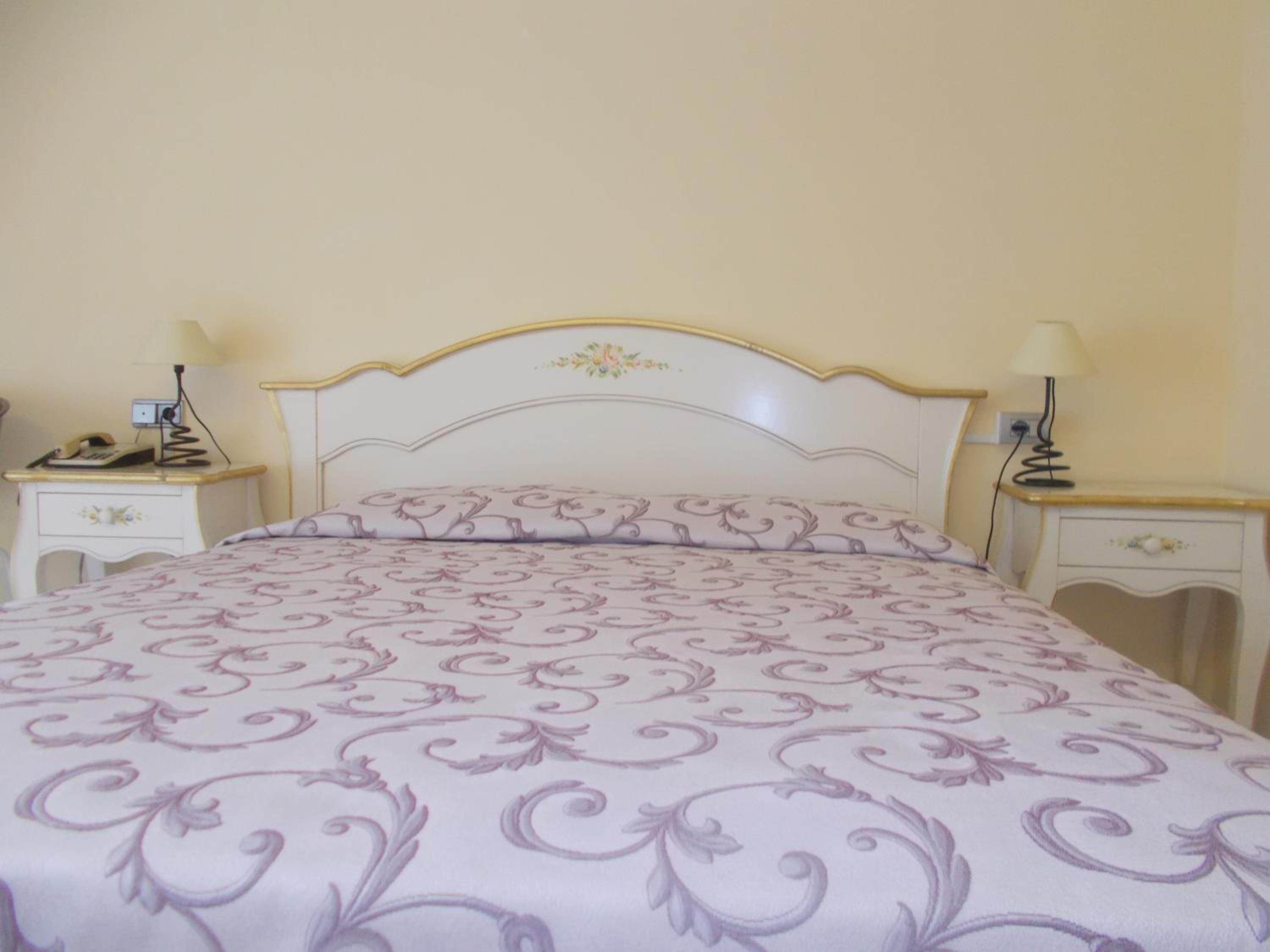 Standard Triple Room - Photo 1