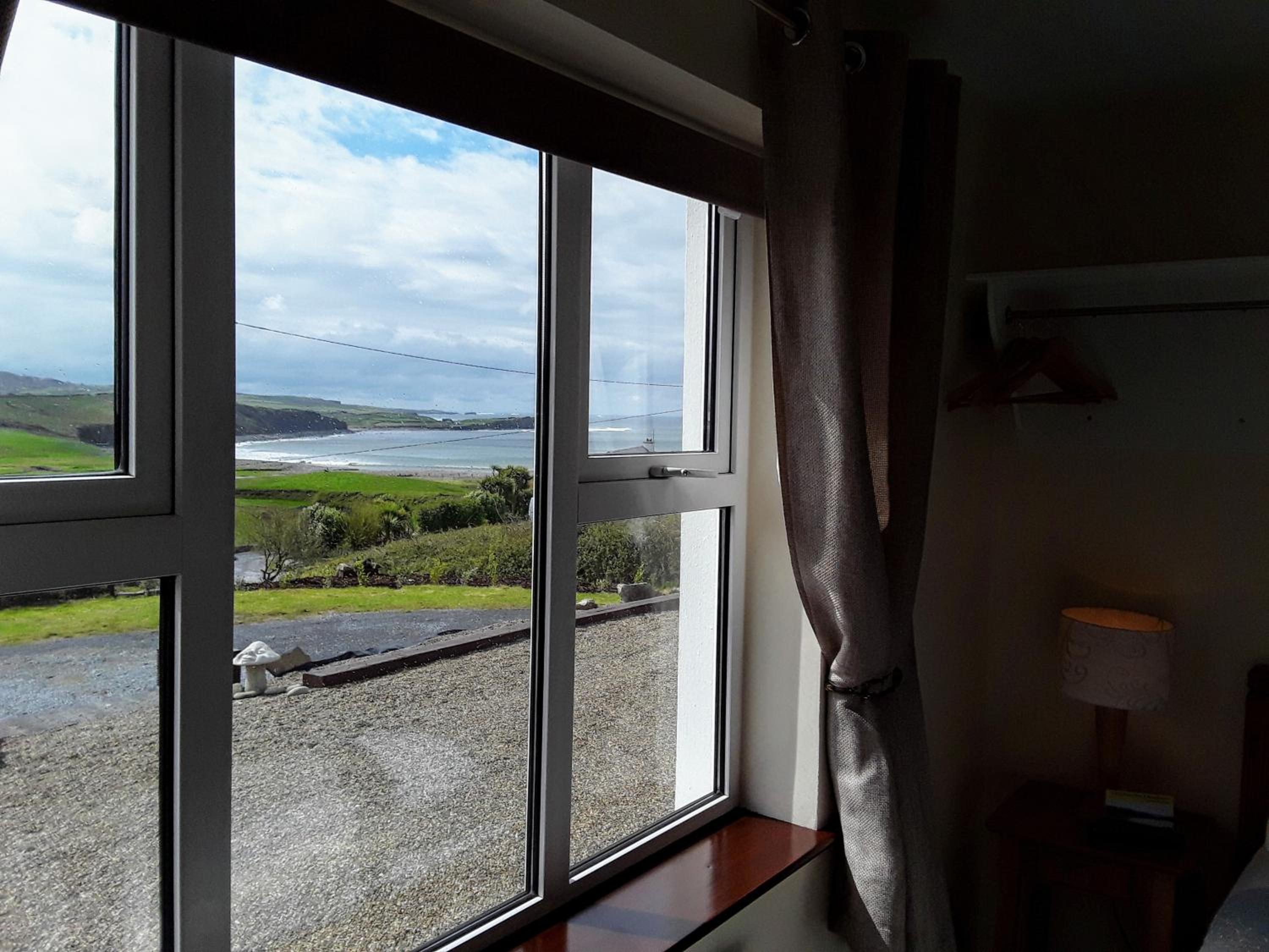 Double Room with Sea View photo 1