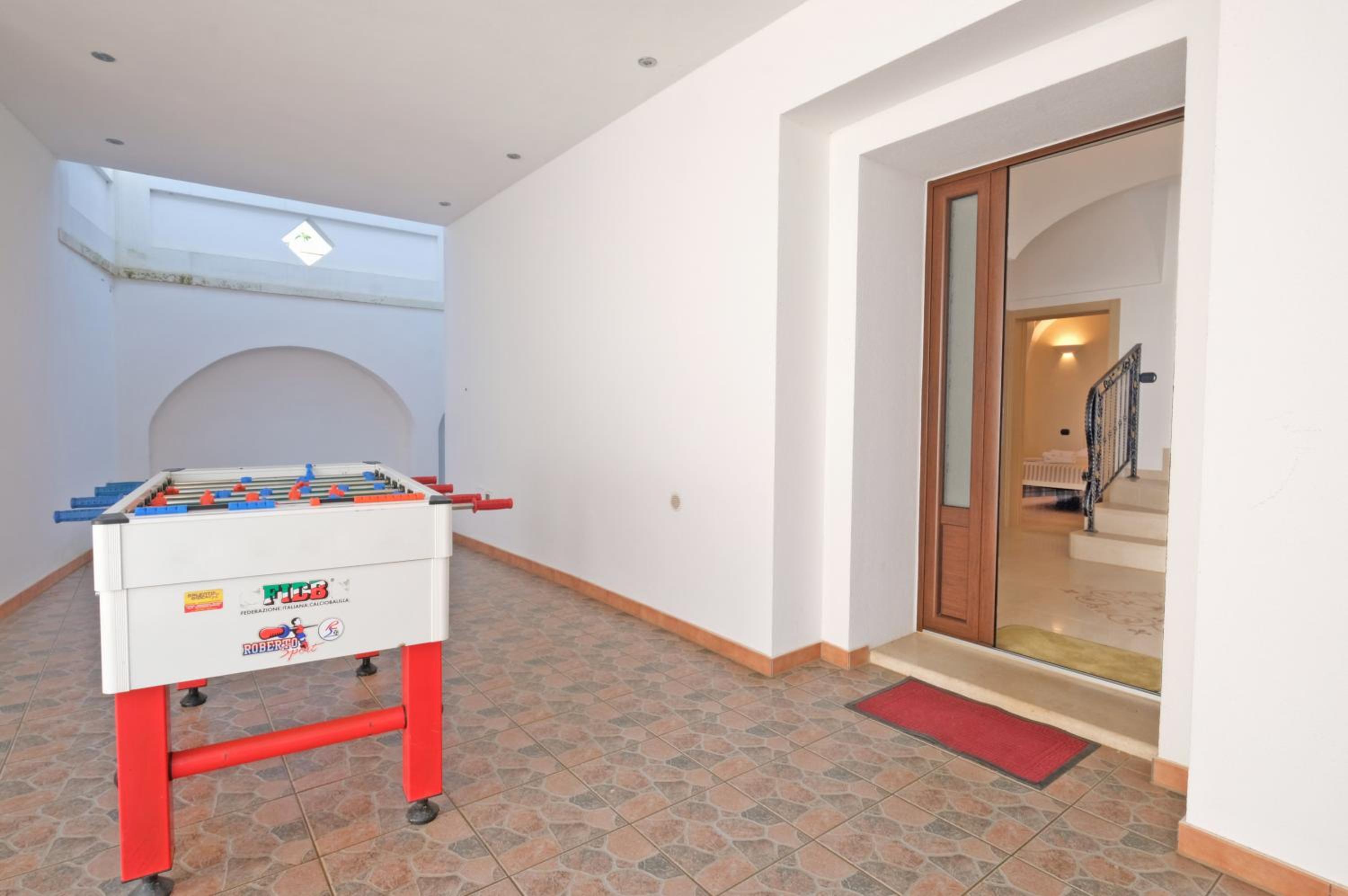 Villa photo 3