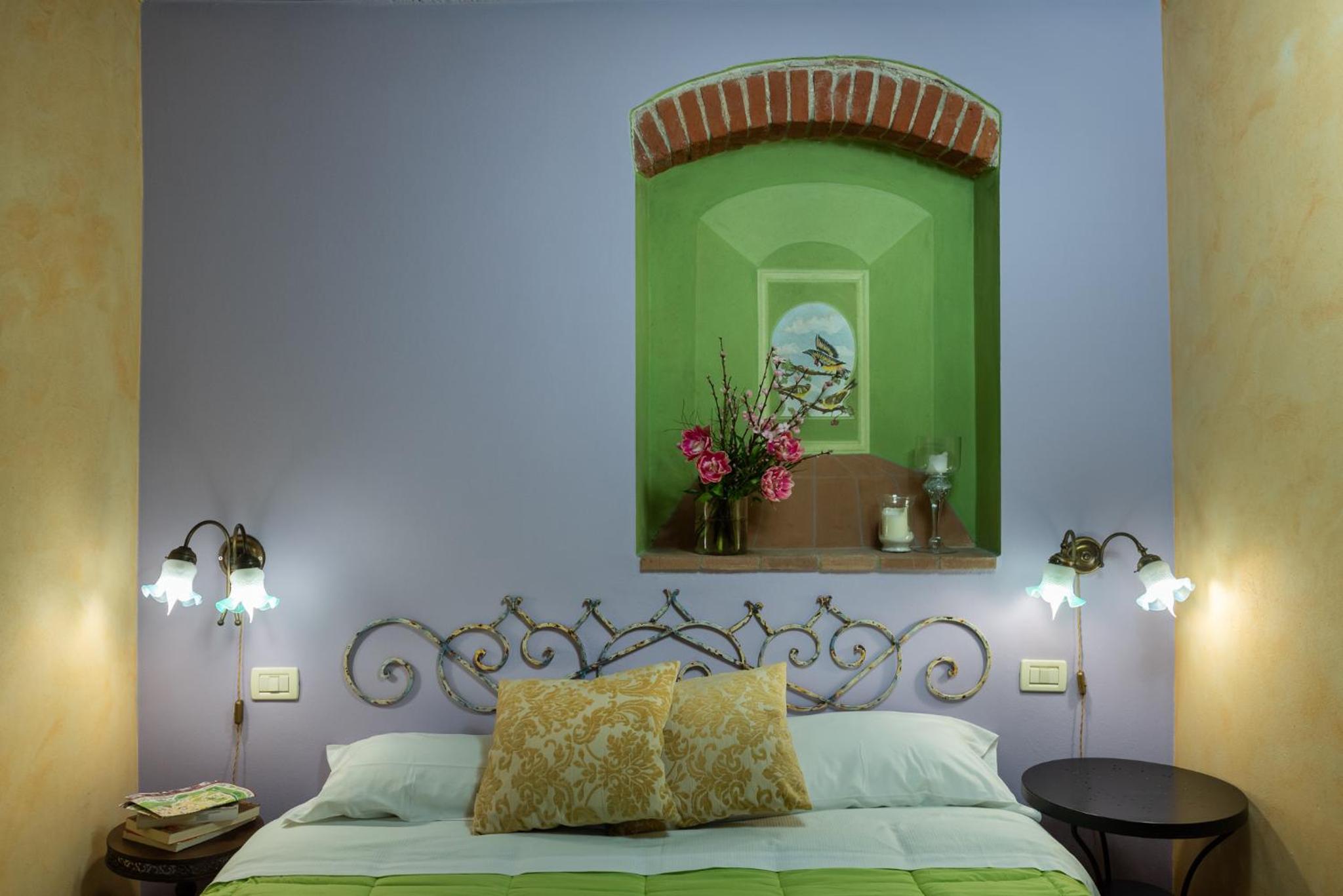 Corte Fiorita with internal courtyard photo 2