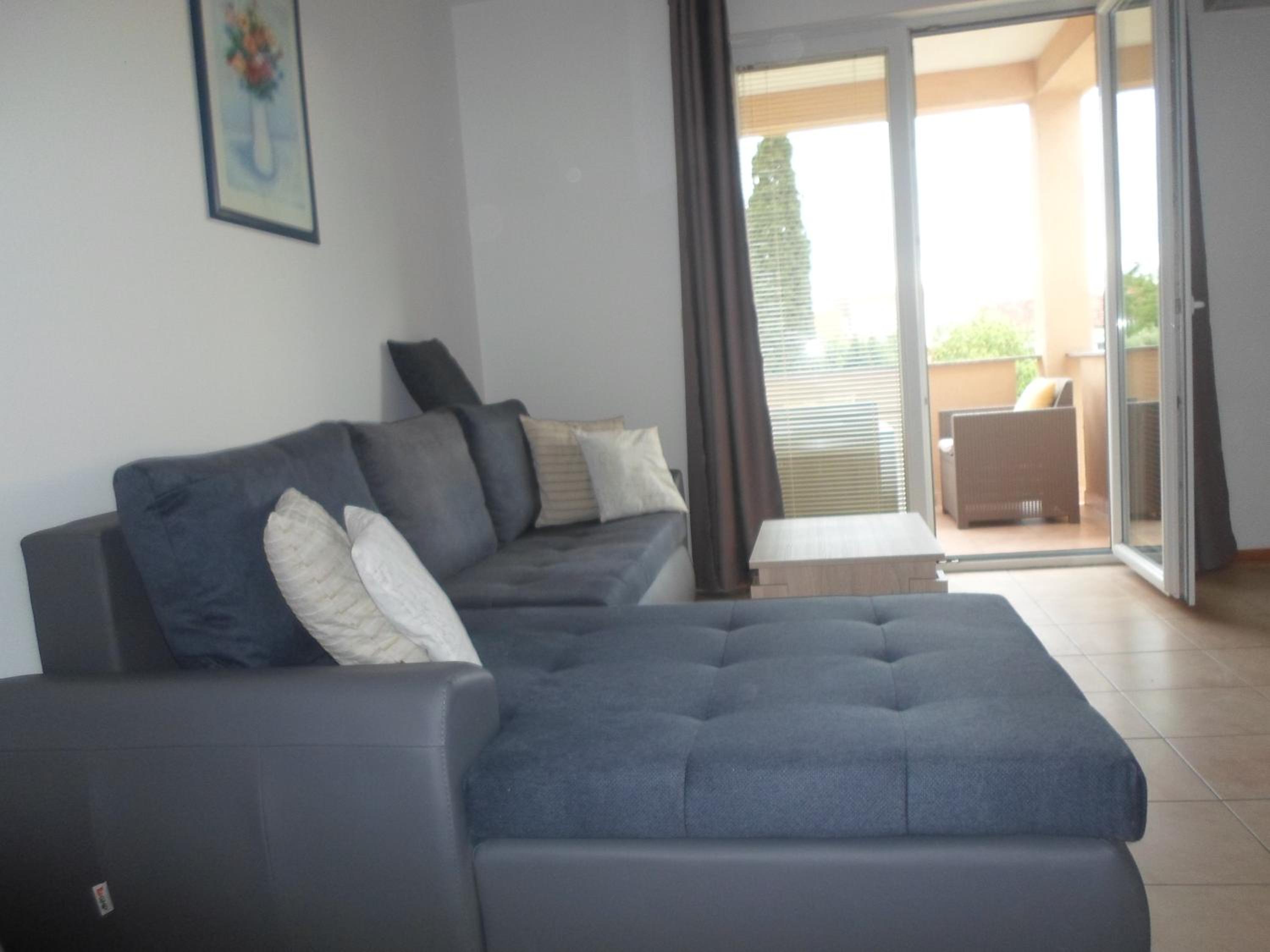 One-Bedroom Apartment with Balcony photo 1