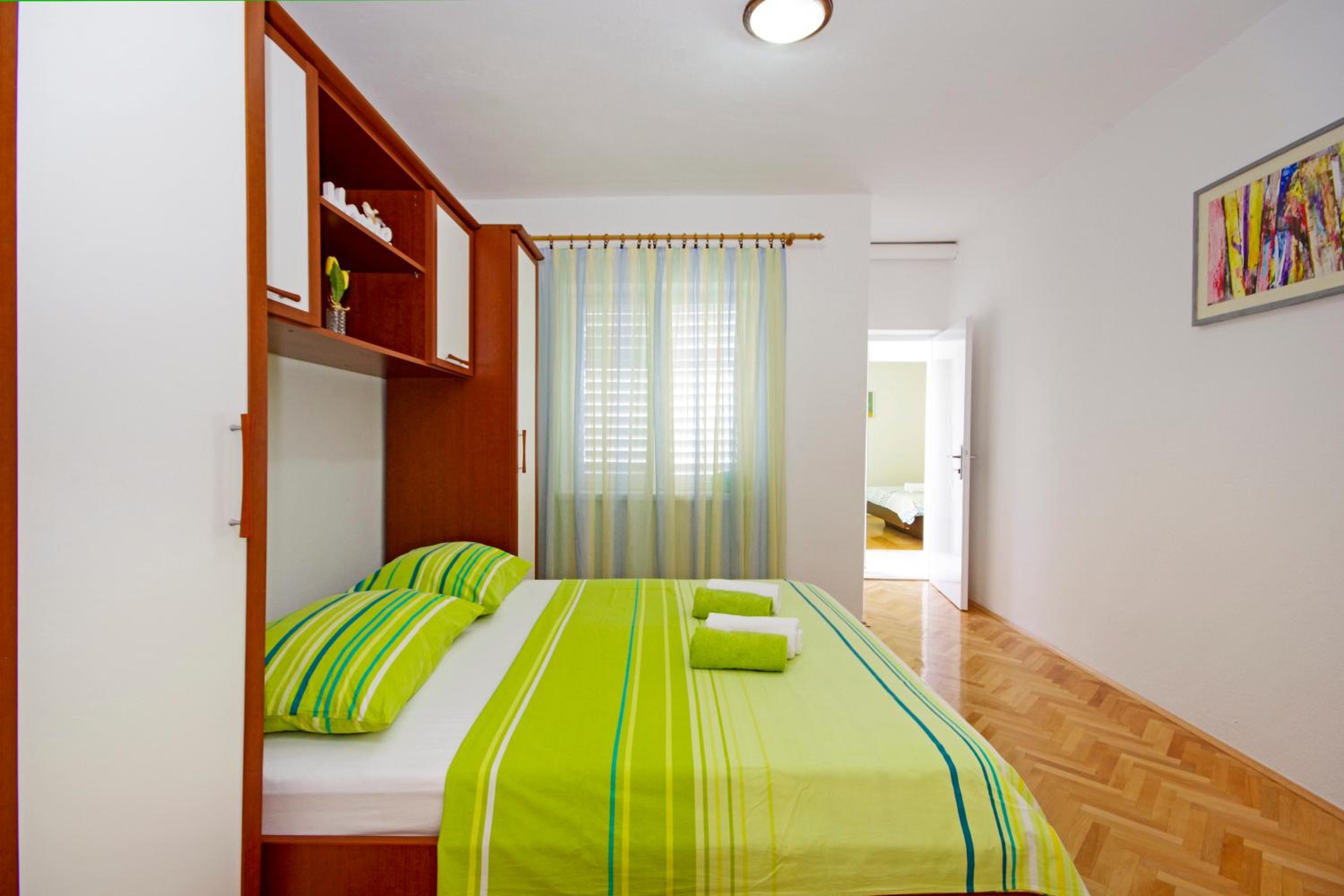 Apartment with Mountain View photo 1