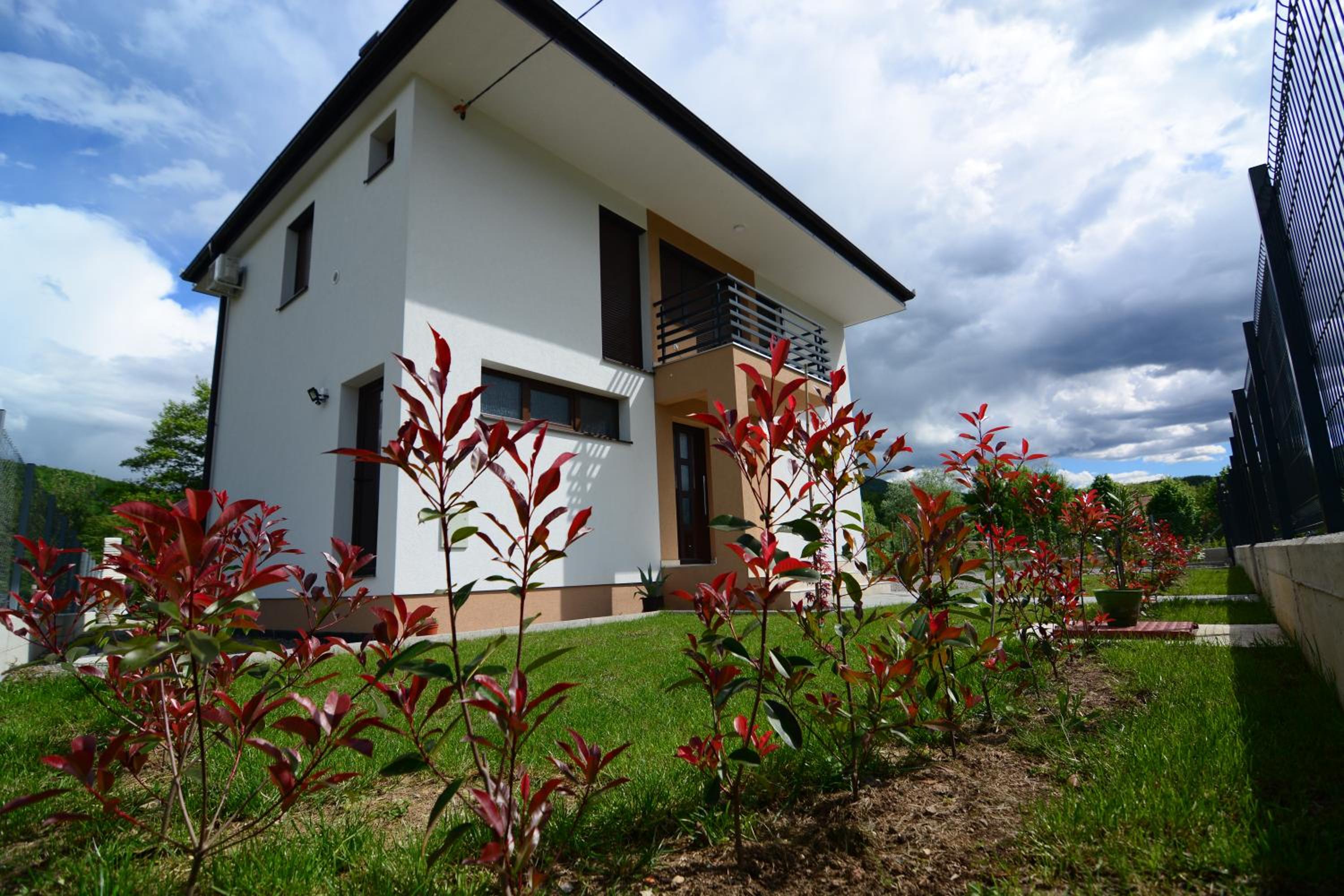Villa photo 3