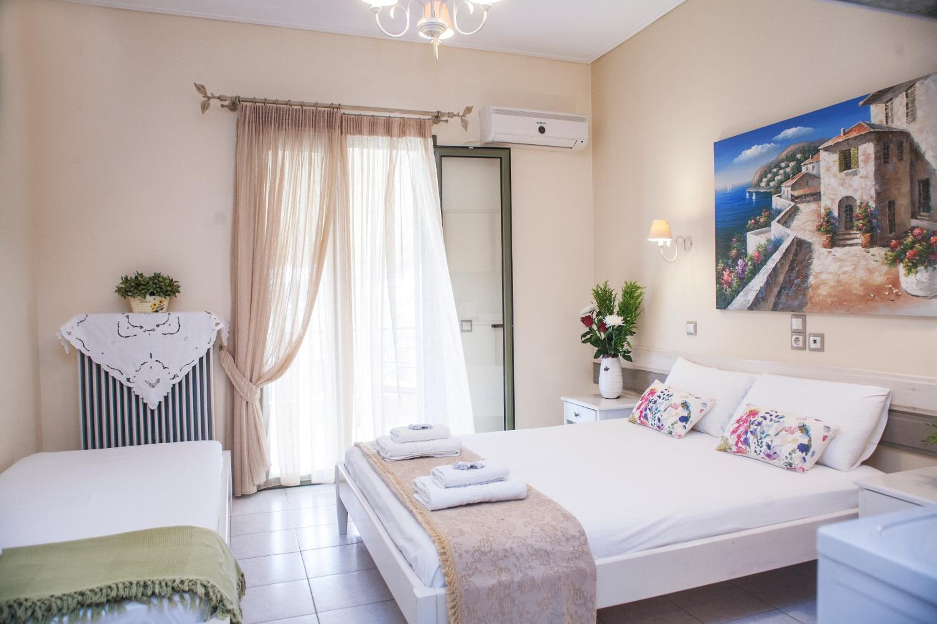 Studio Apartment with Sea View