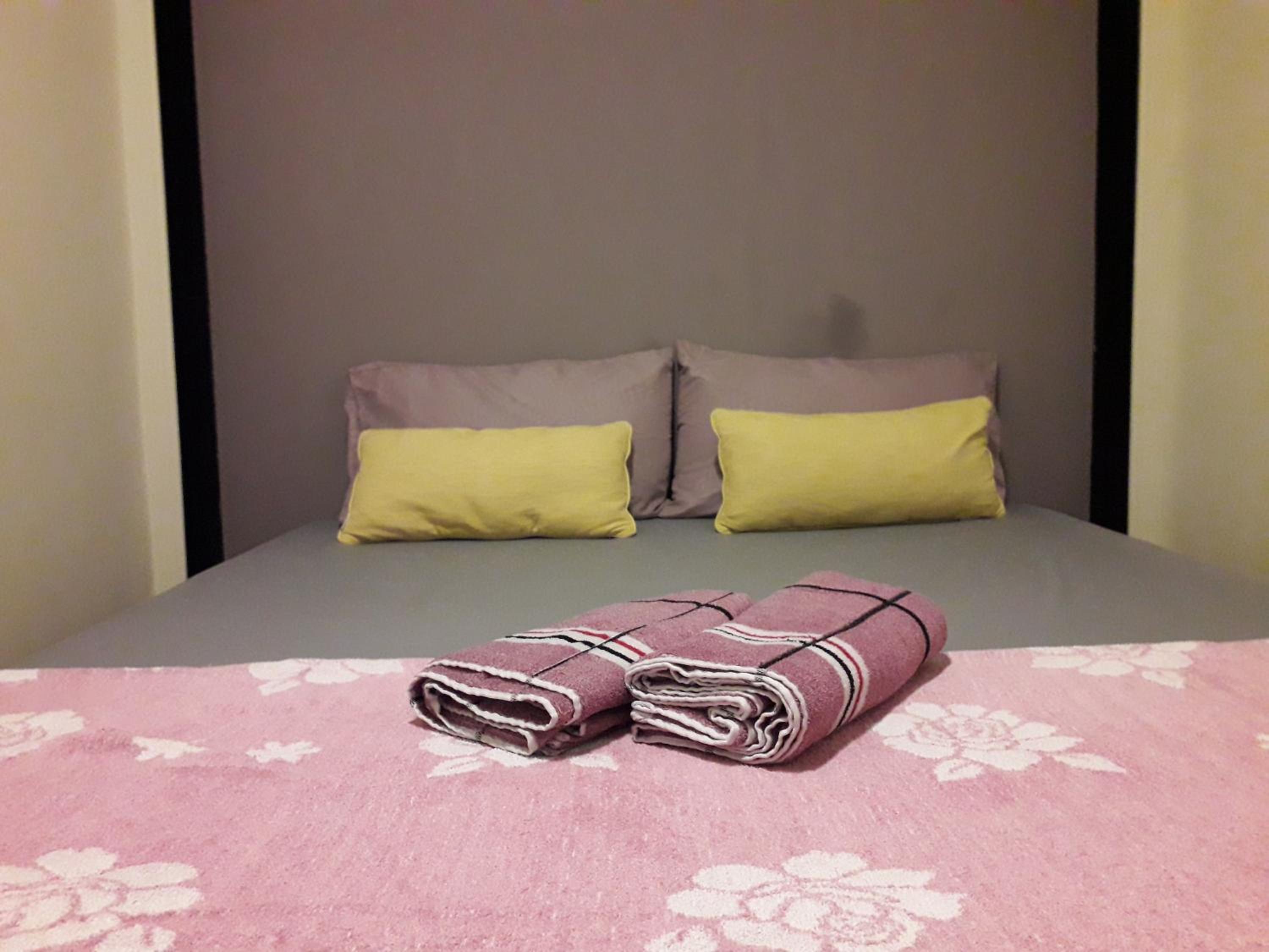 Budget Double Room photo 3