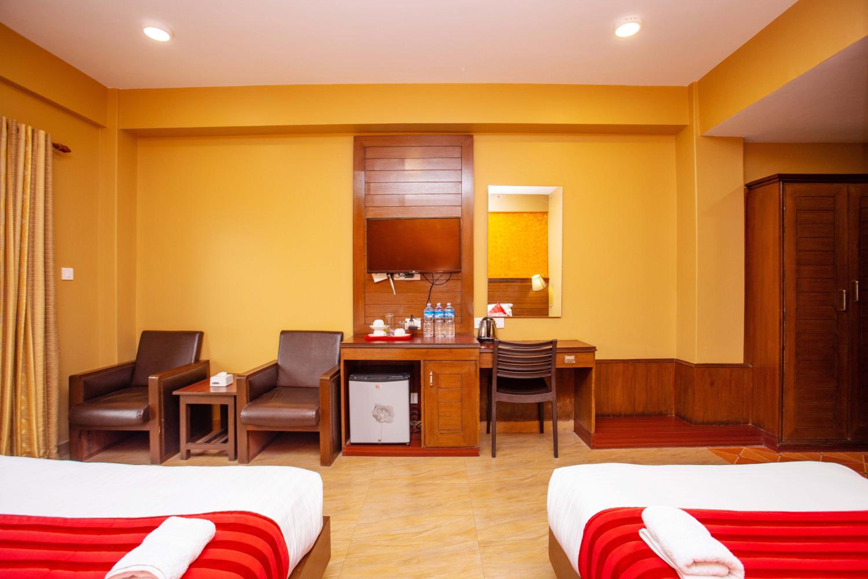 Deluxe Twin Room - Photo 7