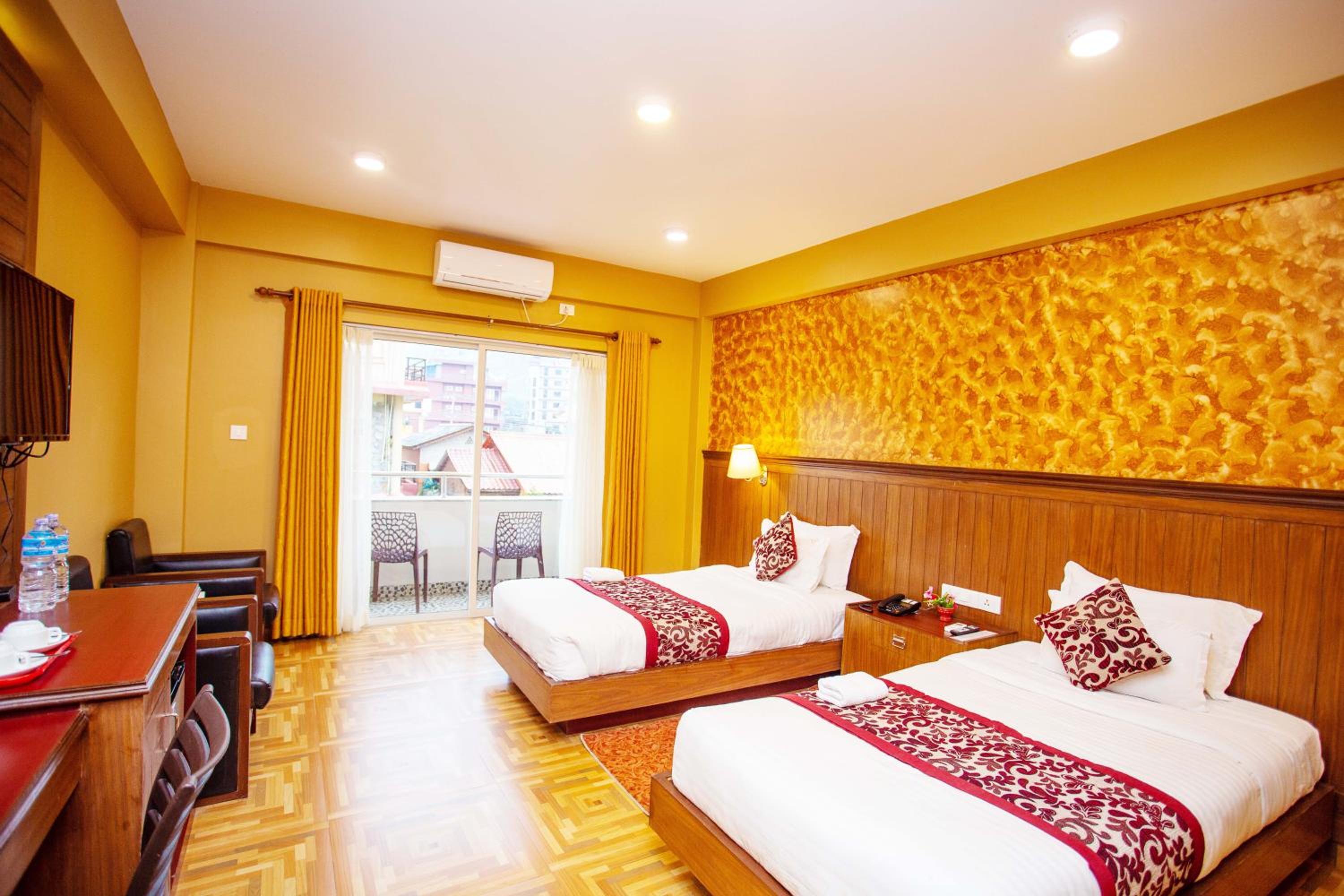 Deluxe Twin Room - Photo 3