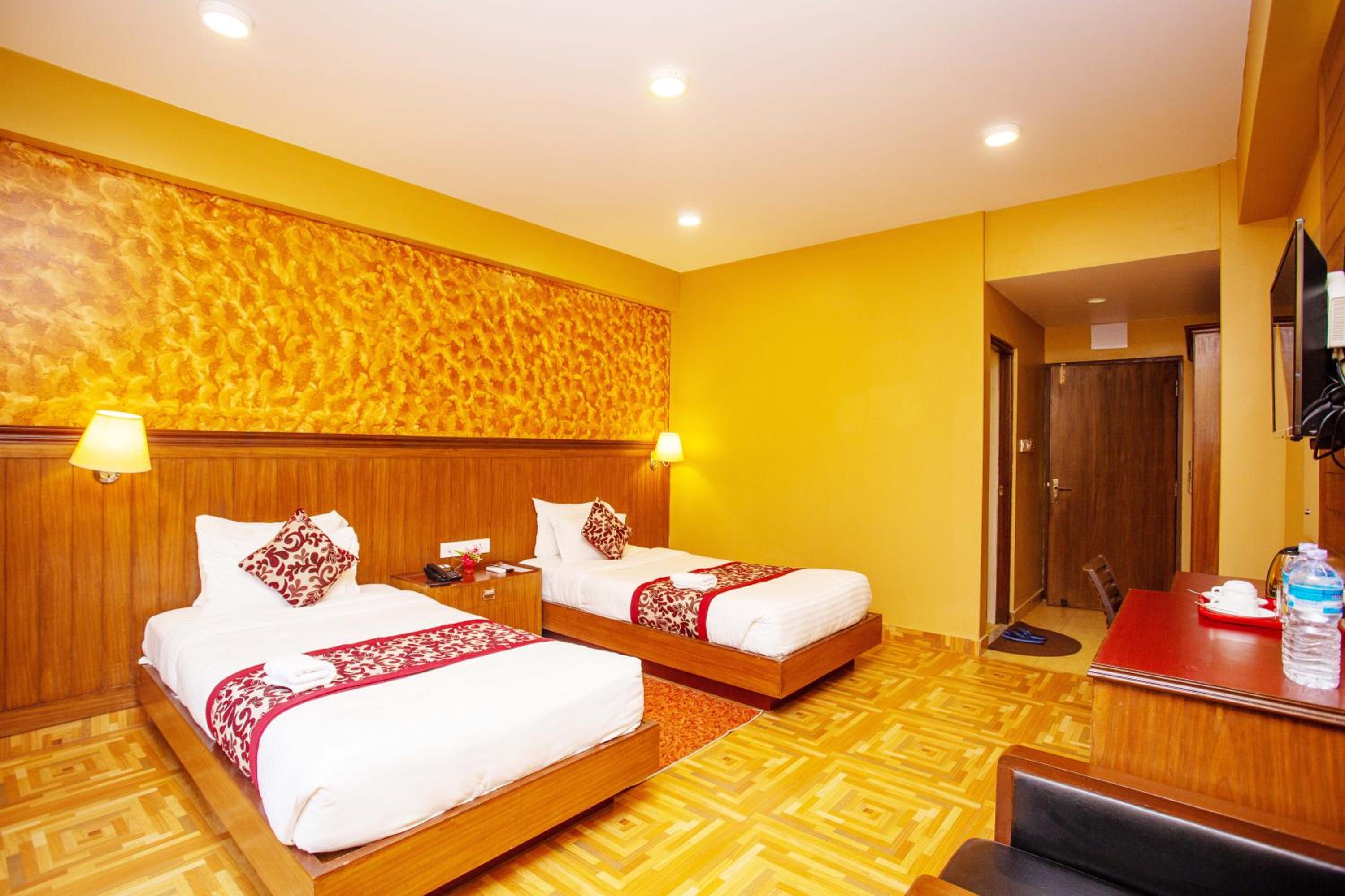 Deluxe Twin Room - Photo 10