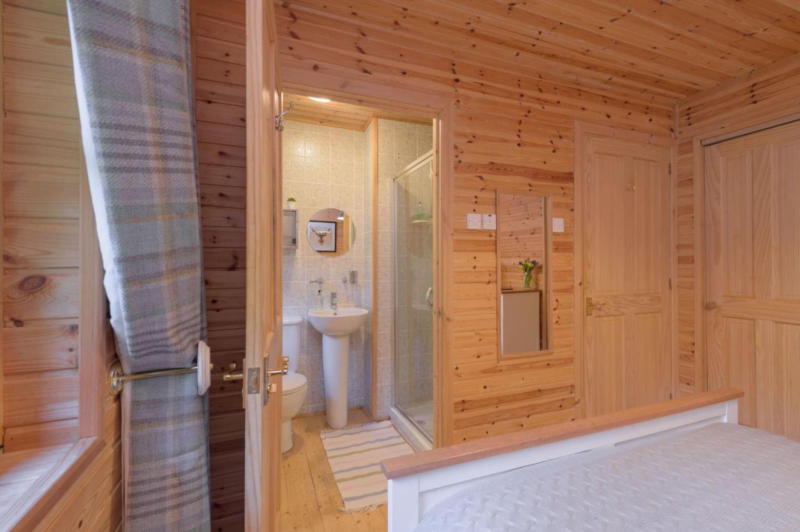 Three-Bedroom Chalet photo 1