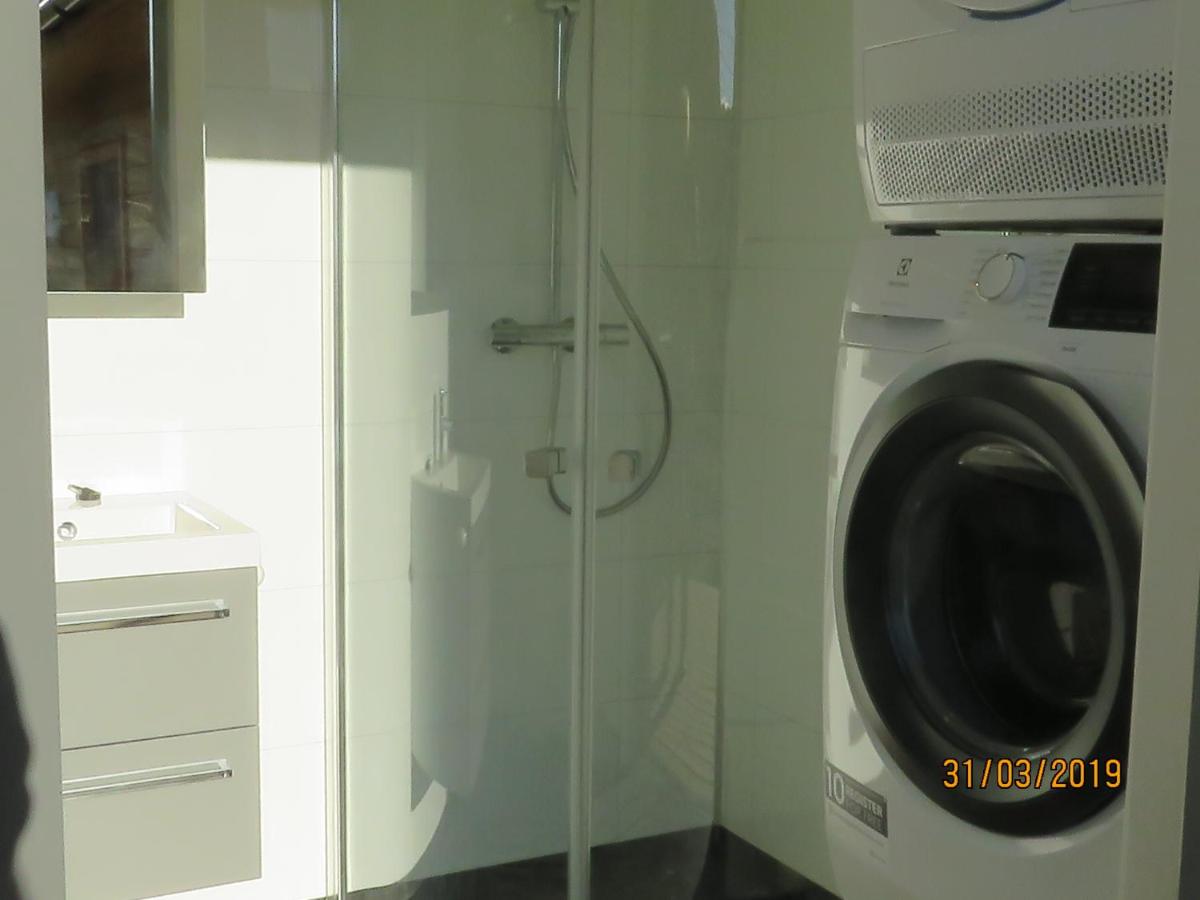 Small Twin Room photo 1