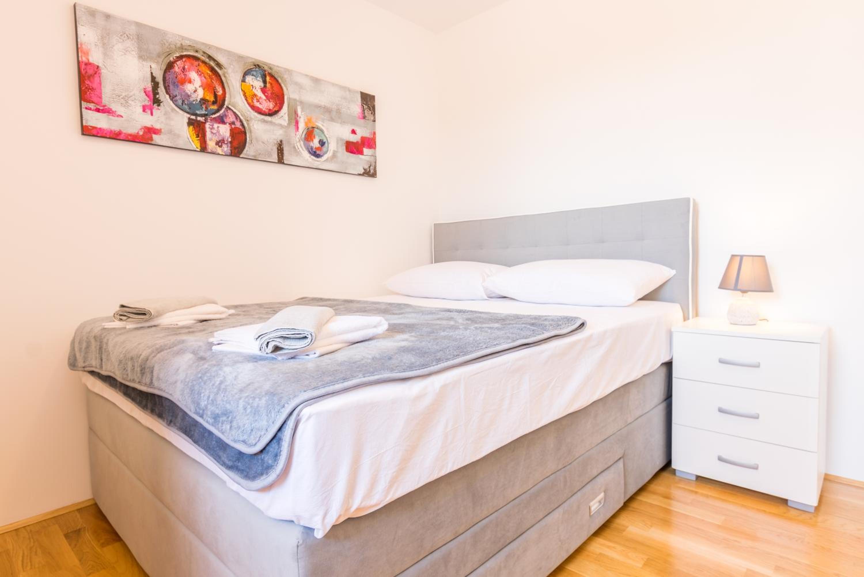 Two-Bedroom Apartment - Photo 38