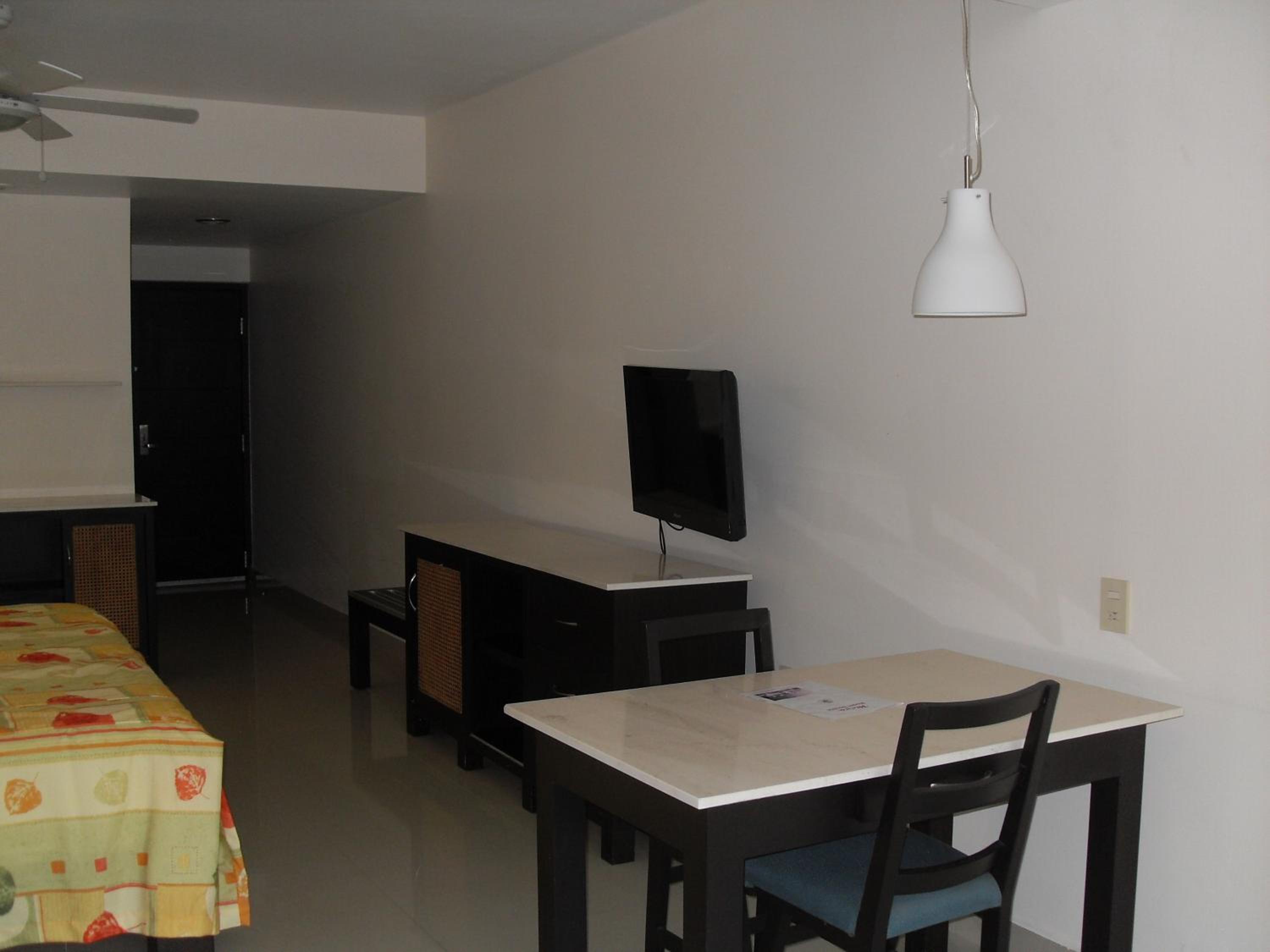 Double Room with Two Double Beds photo 2