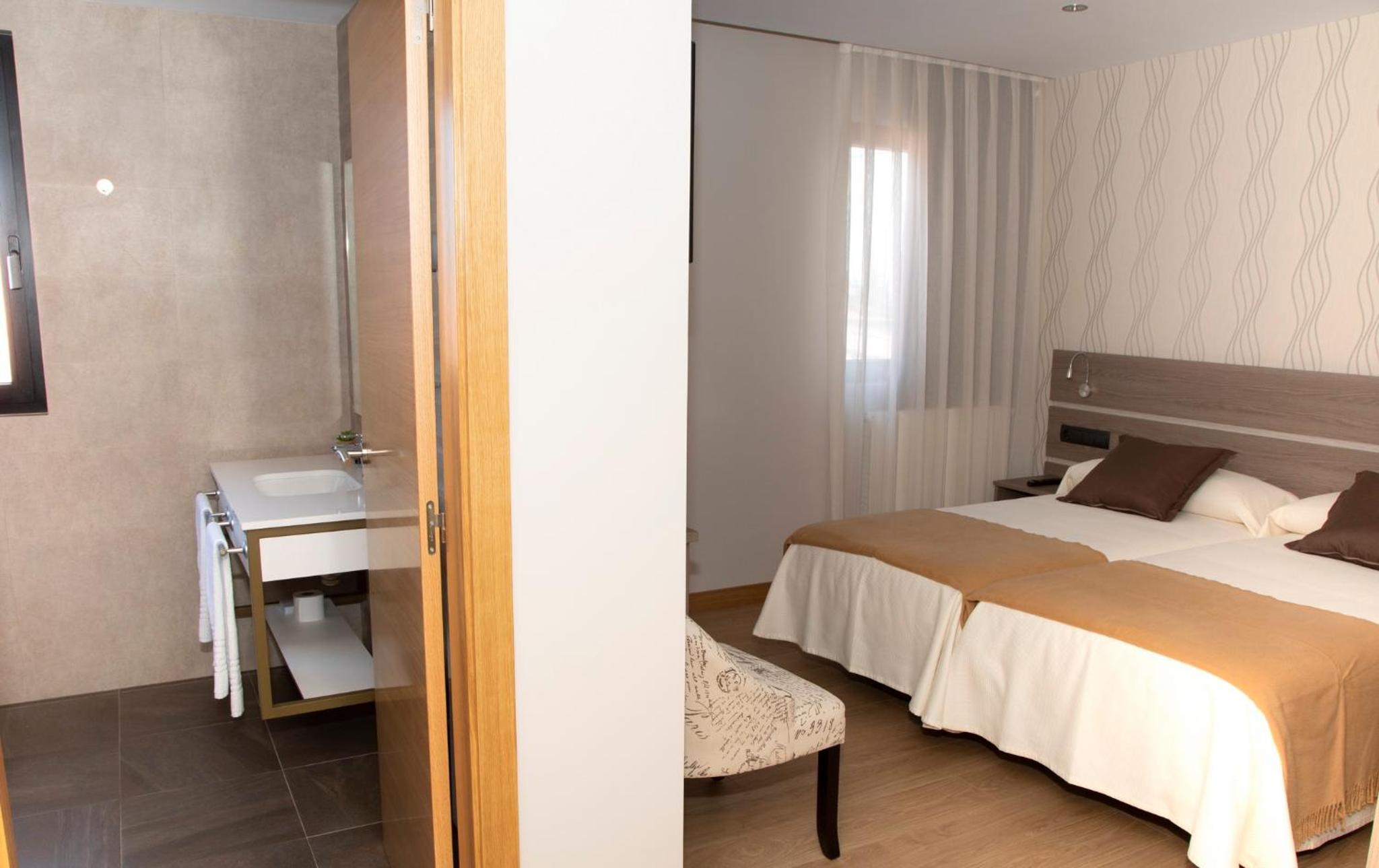 Twin Room photo 2