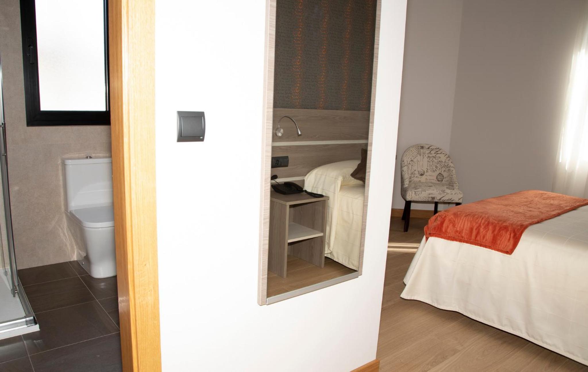 Double Room - Photo 1