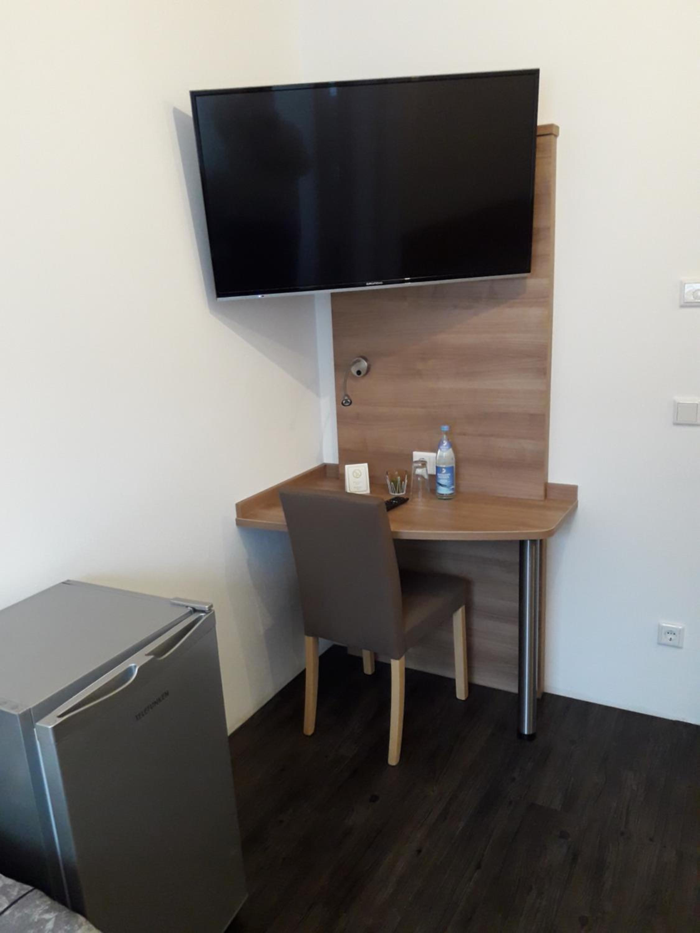 Comfort Twin Room - Photo 11