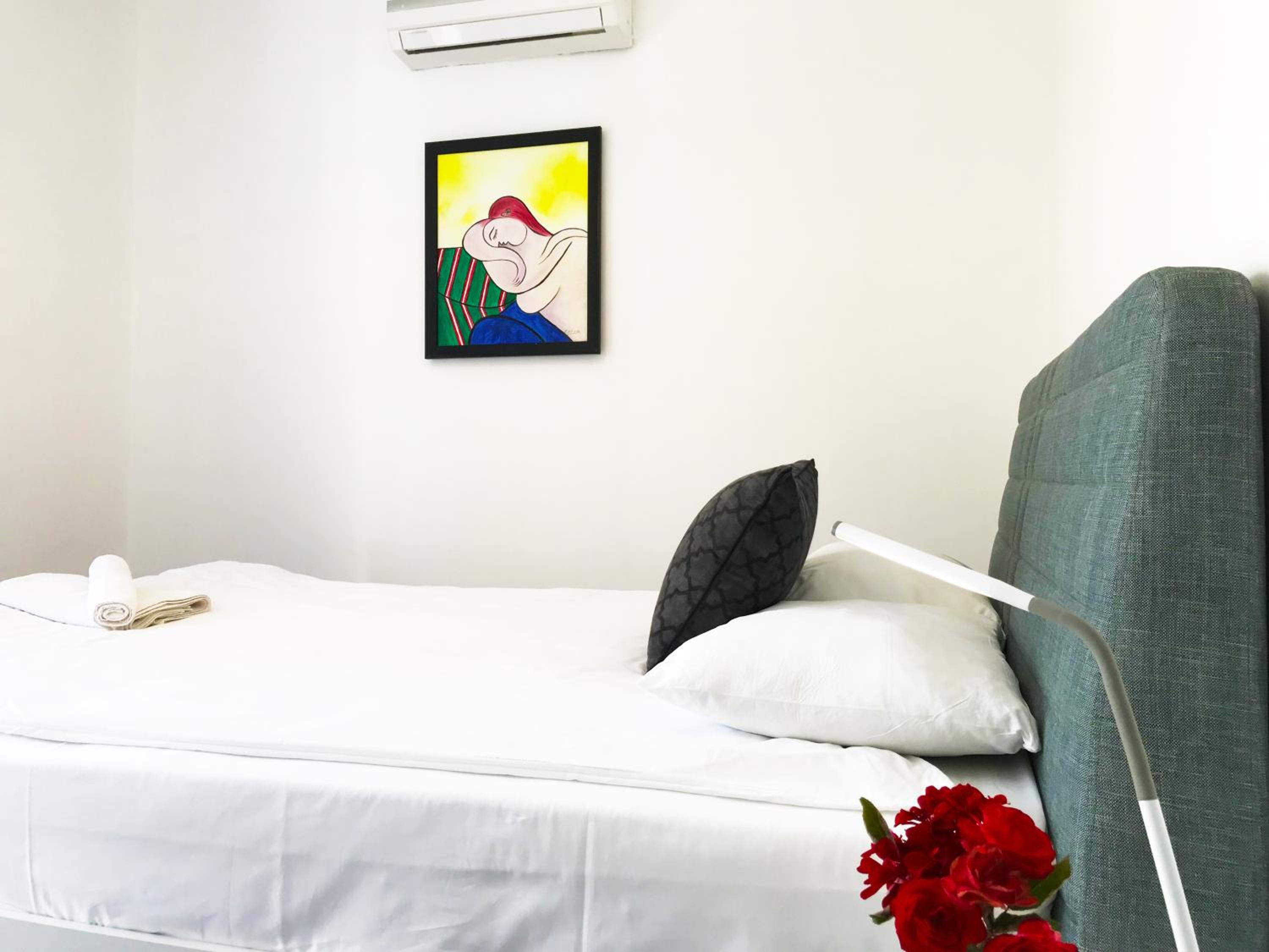 Single Room photo 1