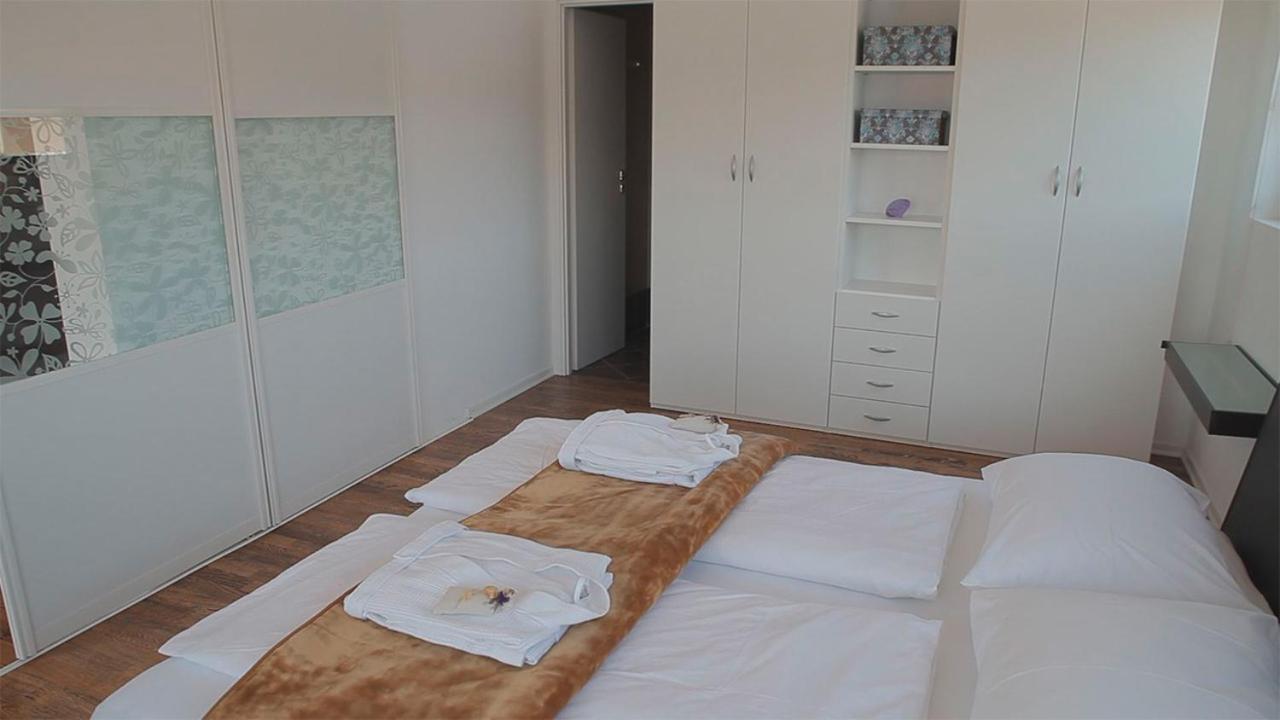 Penthouse Apartment with Balcony and Sea View - Photo 5