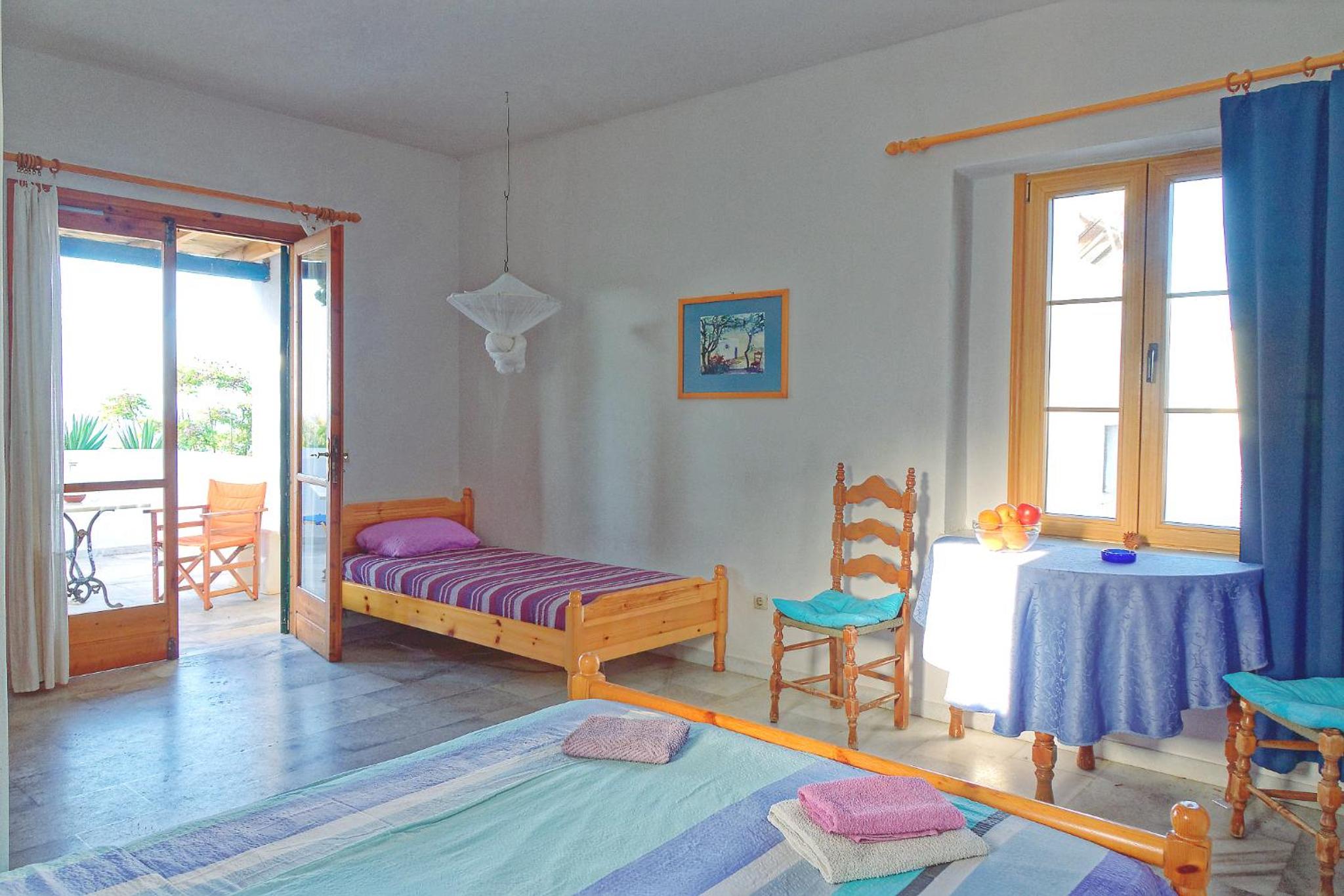 Studio with Balcony photo 1