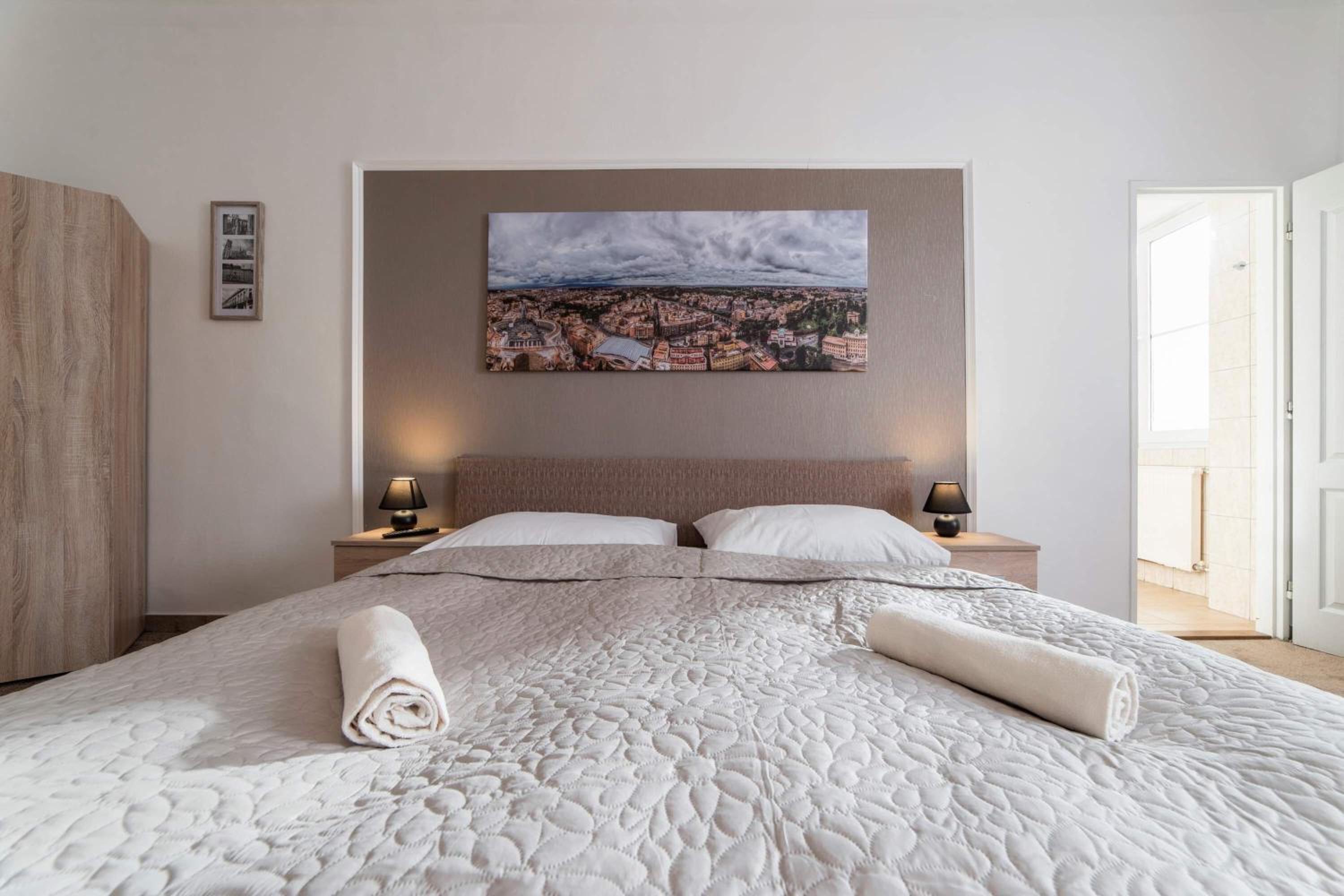 Double or Twin Room - Photo 12